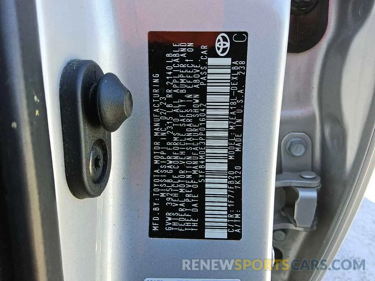 13 Photograph of a damaged car 5YFB4MDE3PP016042 TOYOTA COROLLA 2023