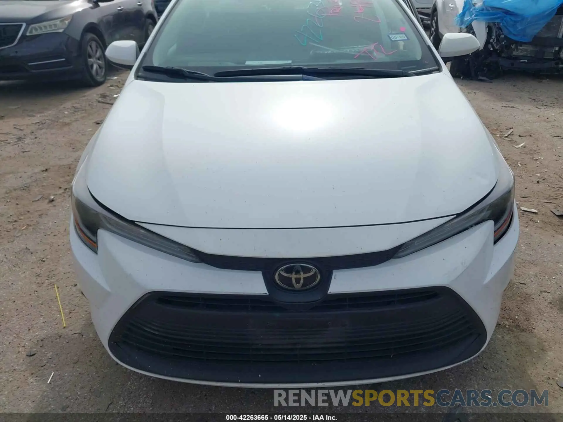 11 Photograph of a damaged car 5YFB4MDE3PP017210 TOYOTA COROLLA 2023