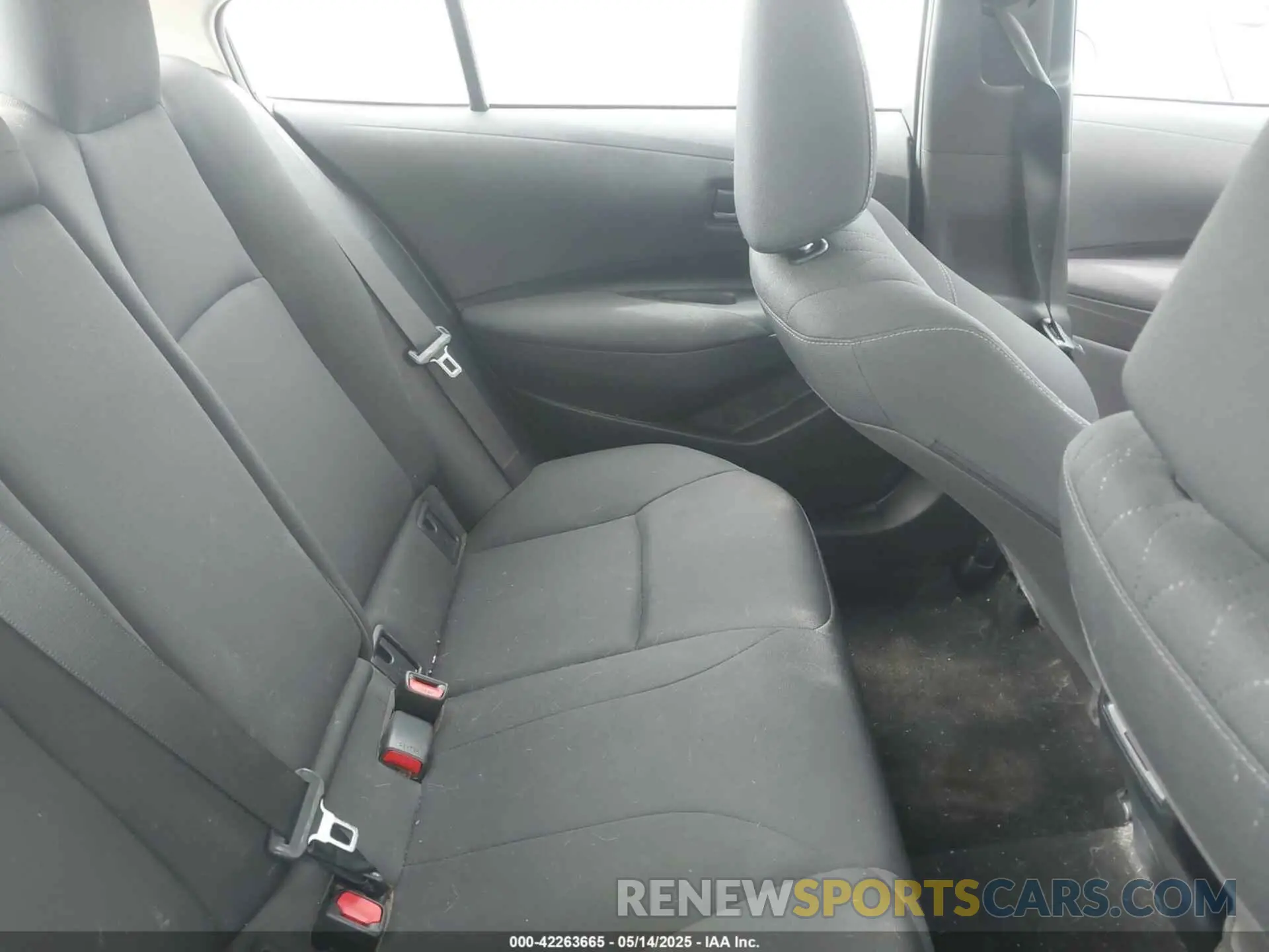 8 Photograph of a damaged car 5YFB4MDE3PP017210 TOYOTA COROLLA 2023