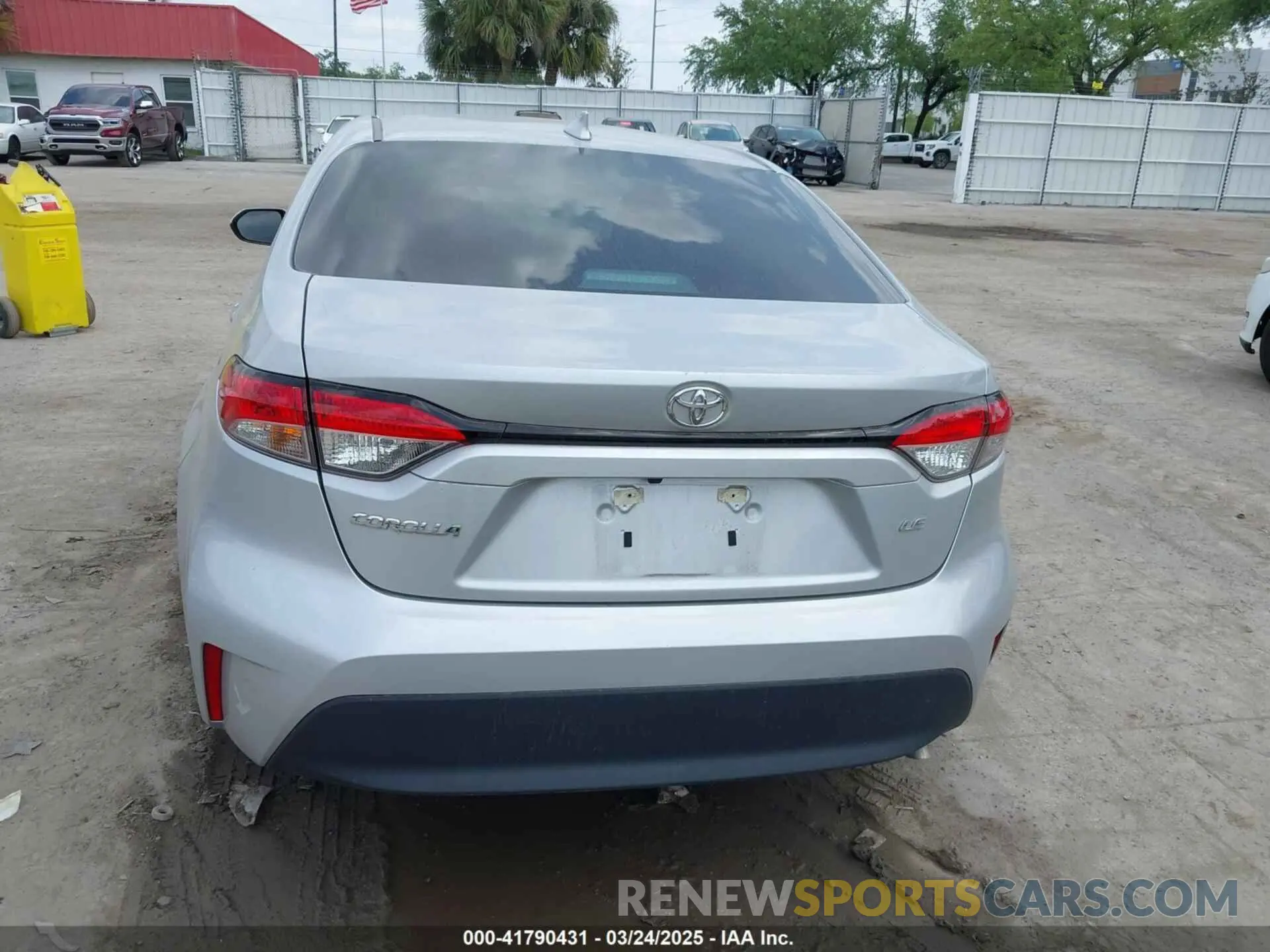 16 Photograph of a damaged car 5YFB4MDE3PP060994 TOYOTA COROLLA 2023