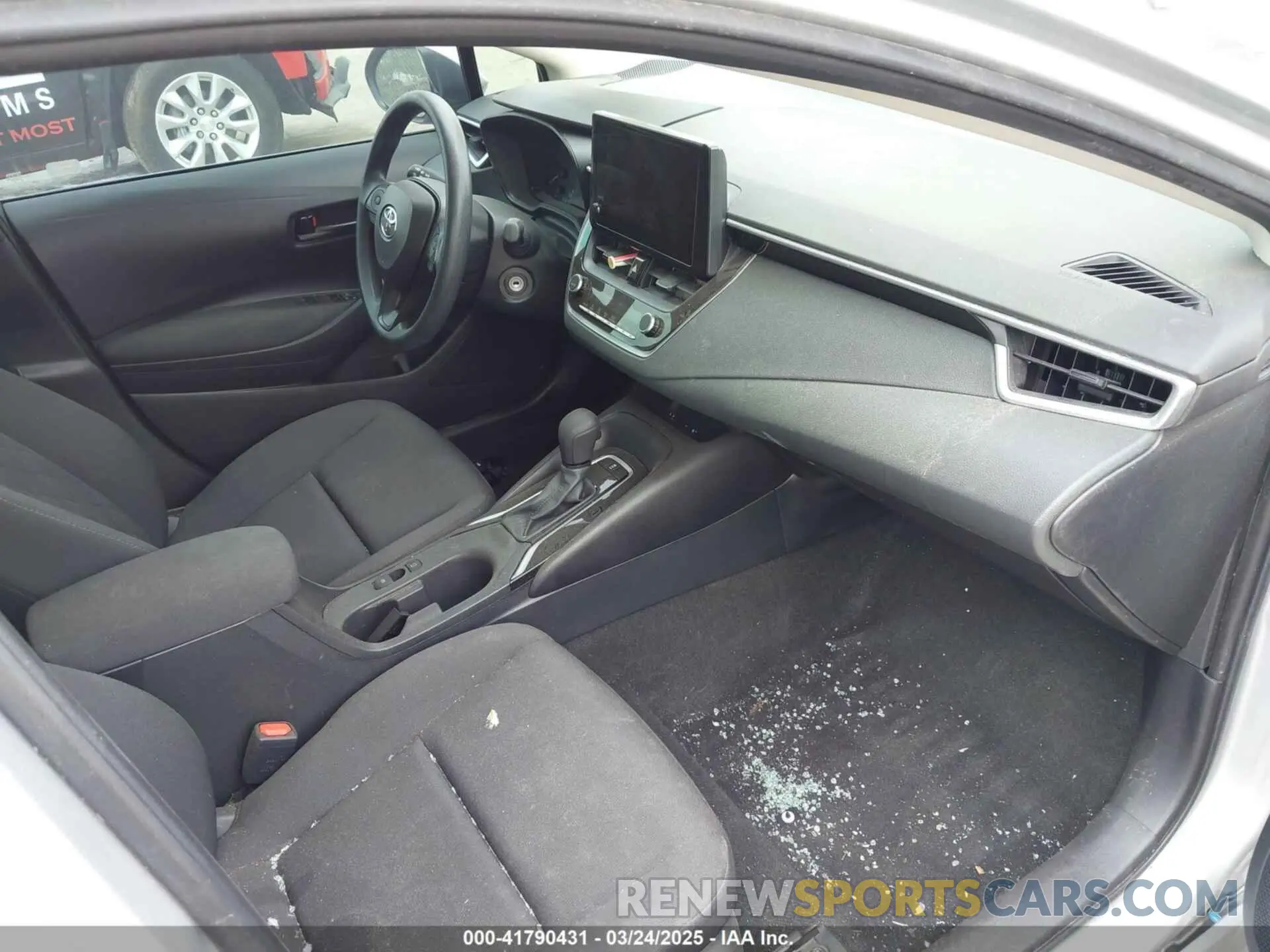 5 Photograph of a damaged car 5YFB4MDE3PP060994 TOYOTA COROLLA 2023