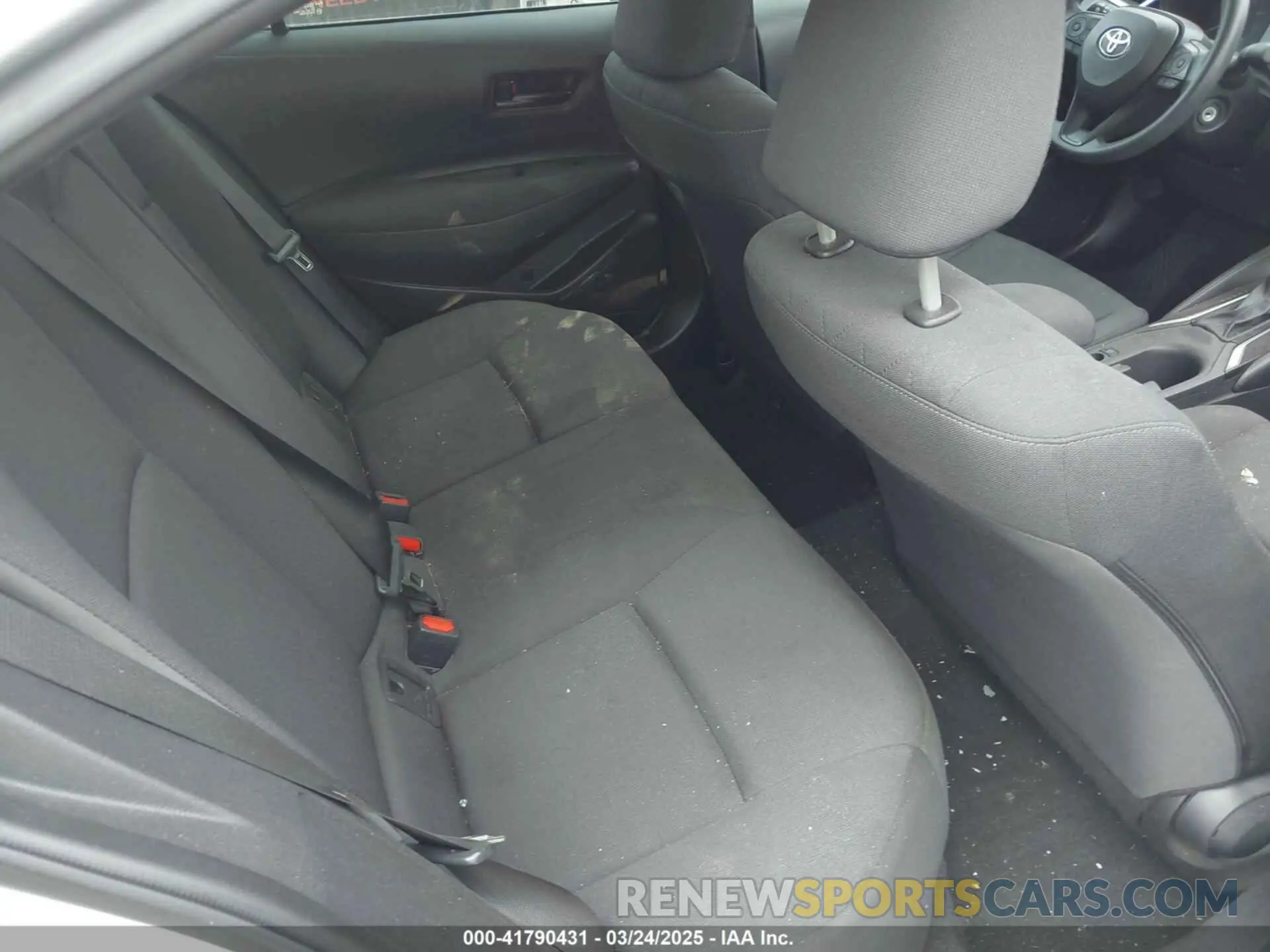 8 Photograph of a damaged car 5YFB4MDE3PP060994 TOYOTA COROLLA 2023