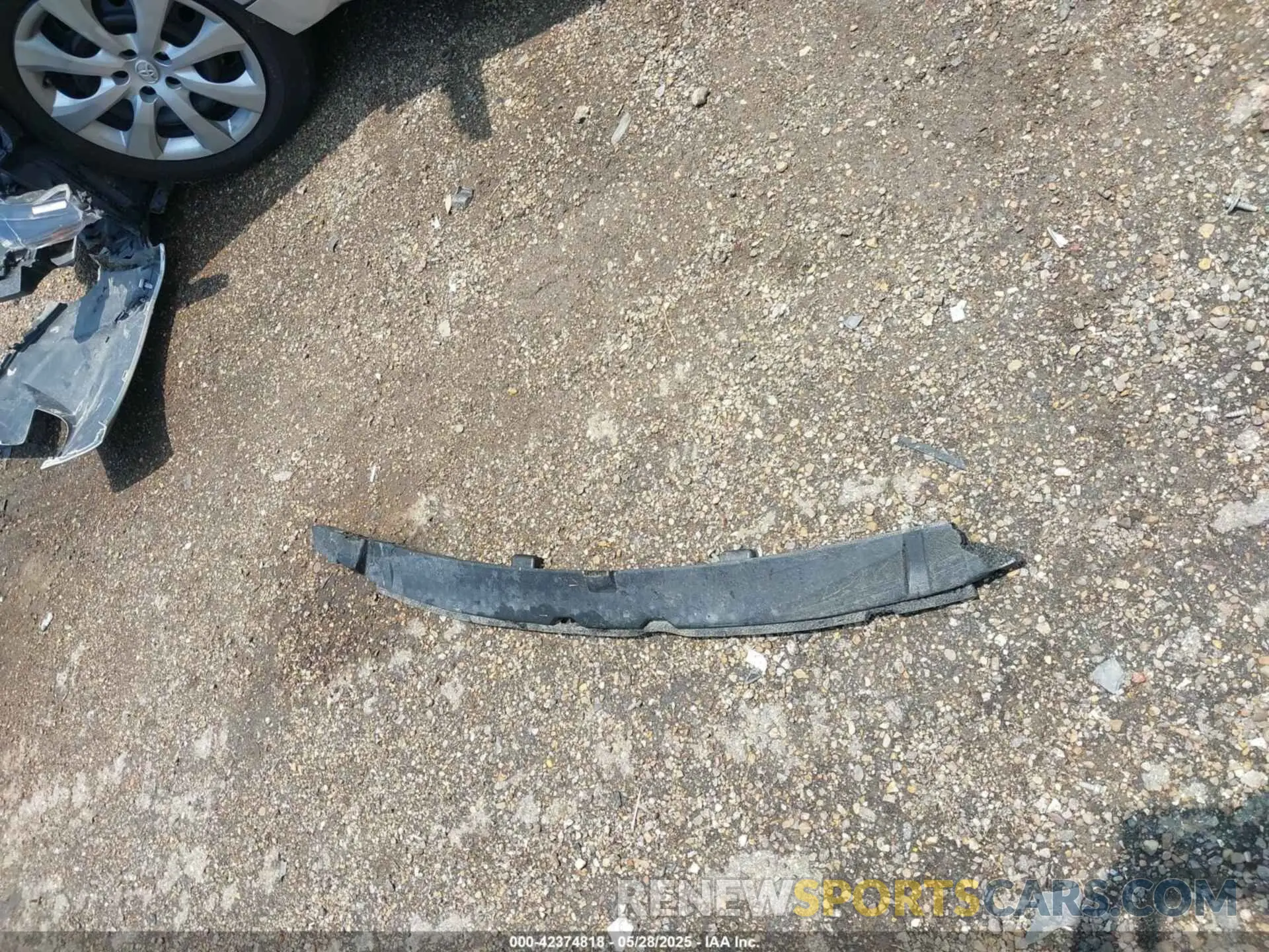 12 Photograph of a damaged car 5YFB4MDE3PP077892 TOYOTA COROLLA 2023
