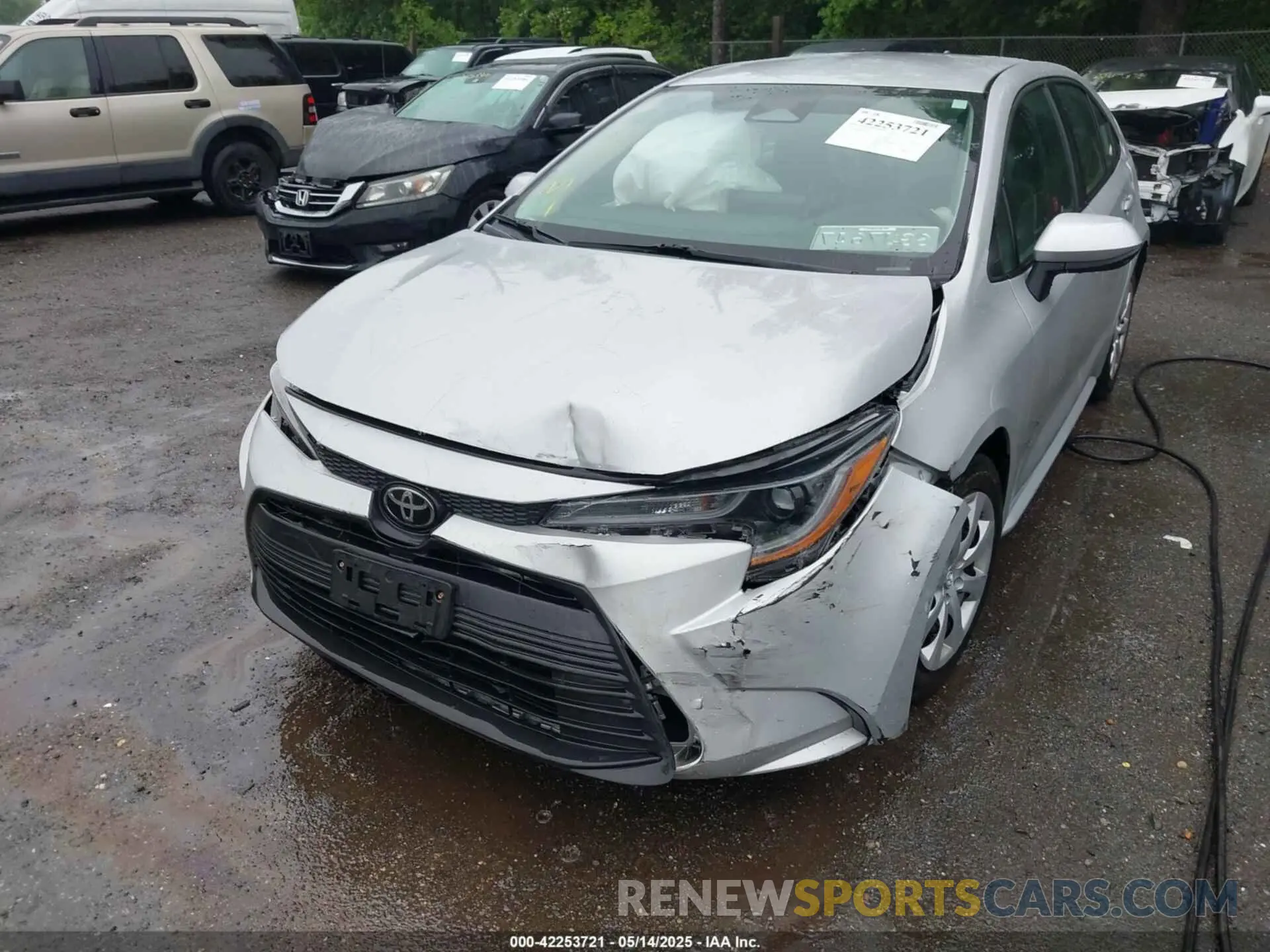 6 Photograph of a damaged car 5YFB4MDE4PP000108 TOYOTA COROLLA 2023