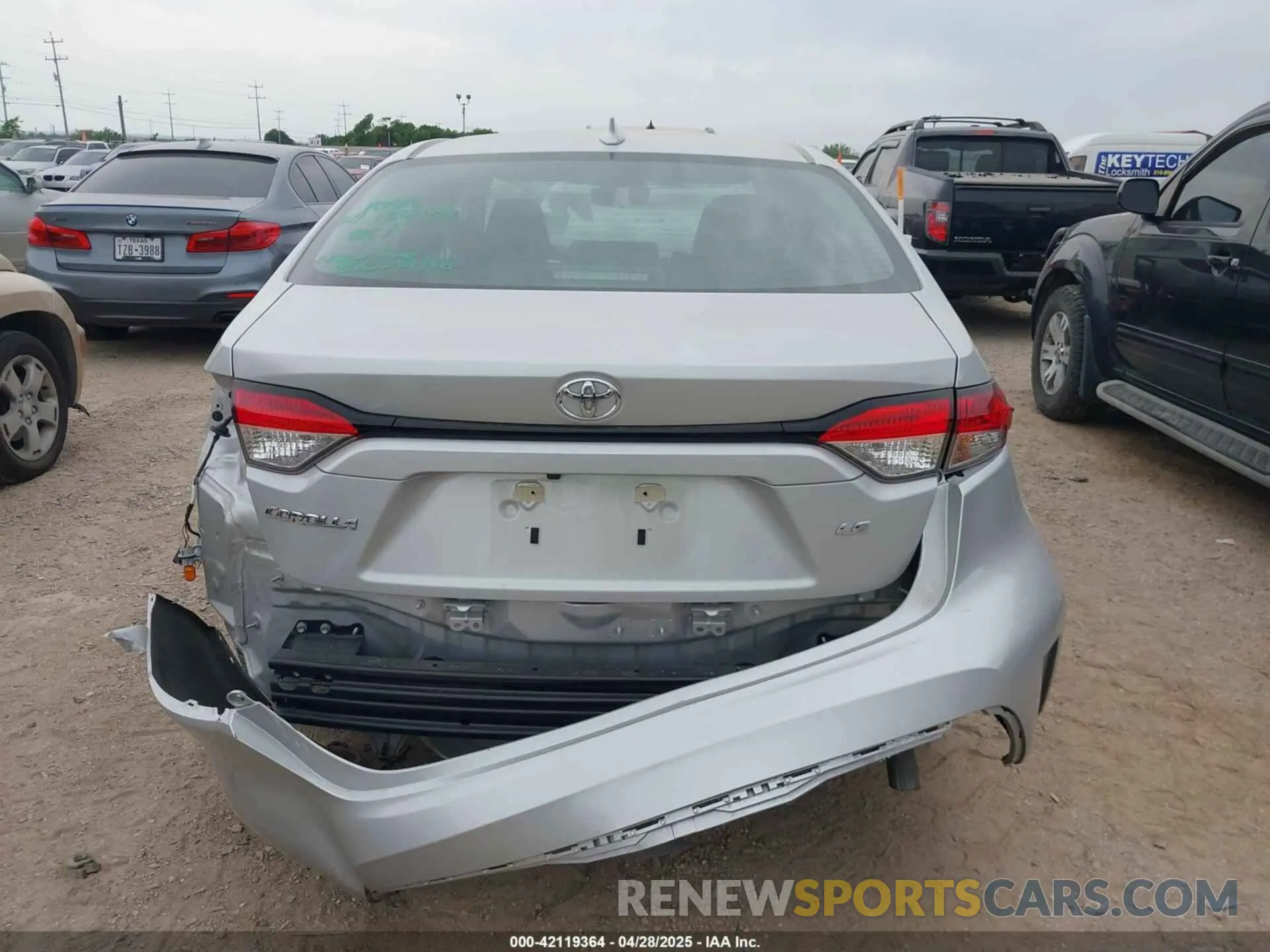 17 Photograph of a damaged car 5YFB4MDE4PP006958 TOYOTA COROLLA 2023