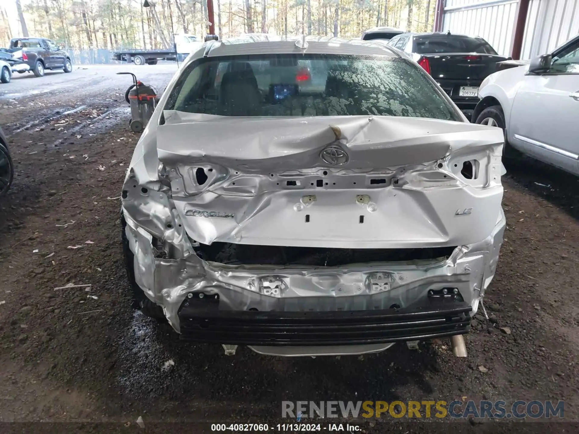 17 Photograph of a damaged car 5YFB4MDE4PP010380 TOYOTA COROLLA 2023
