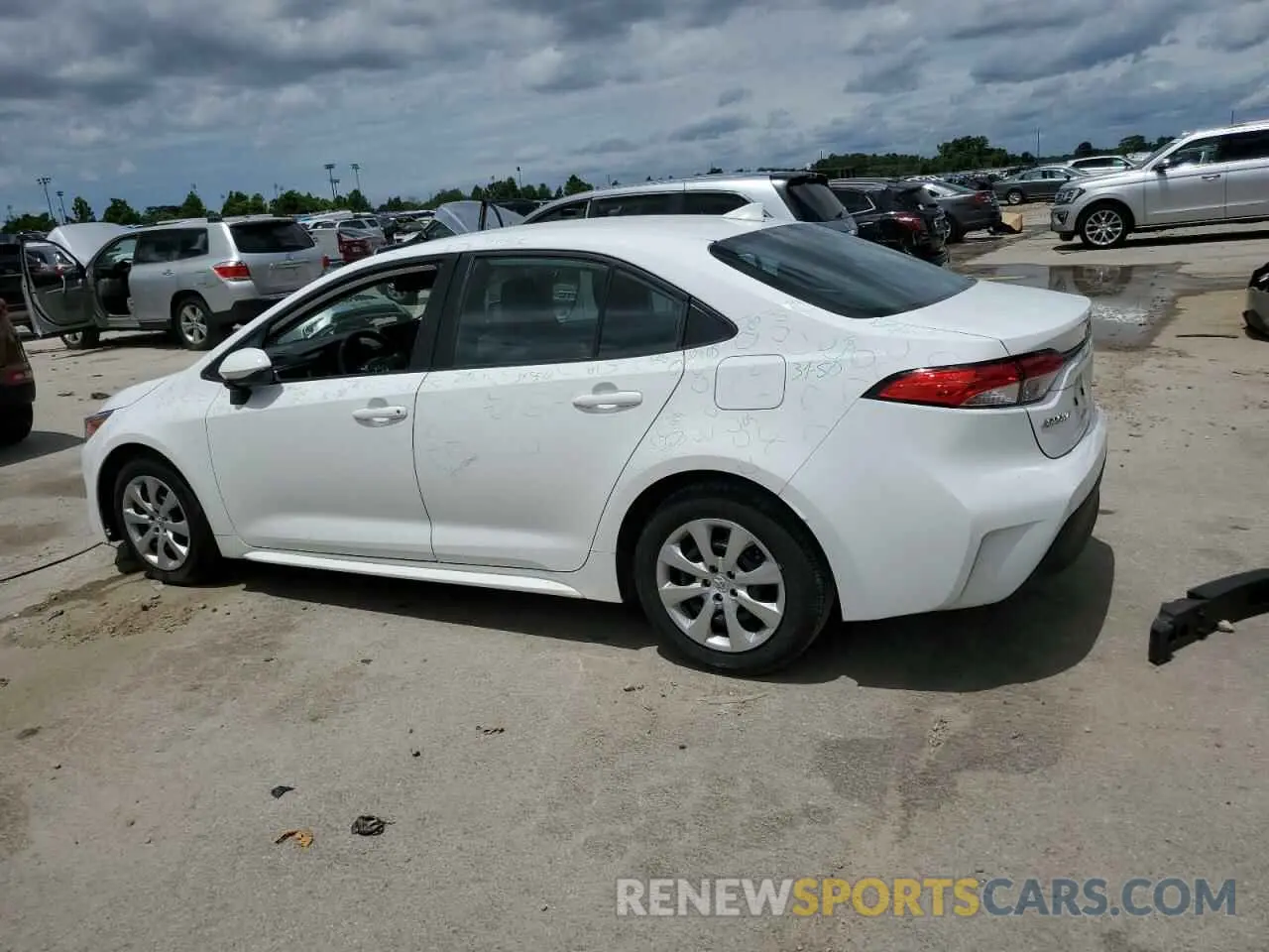 2 Photograph of a damaged car 5YFB4MDE4PP013358 TOYOTA COROLLA 2023