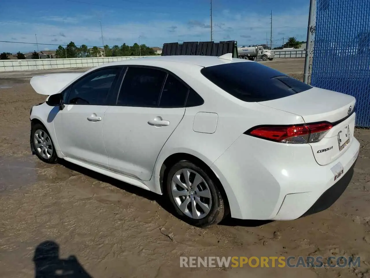 2 Photograph of a damaged car 5YFB4MDE4PP019306 TOYOTA COROLLA 2023