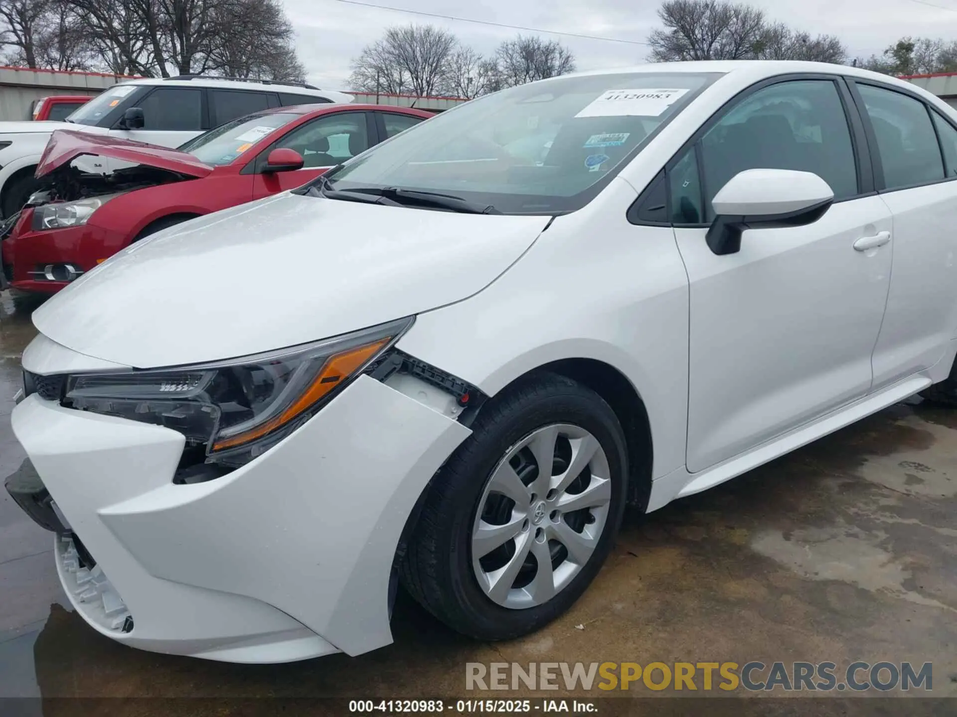 18 Photograph of a damaged car 5YFB4MDE4PP048840 TOYOTA COROLLA 2023