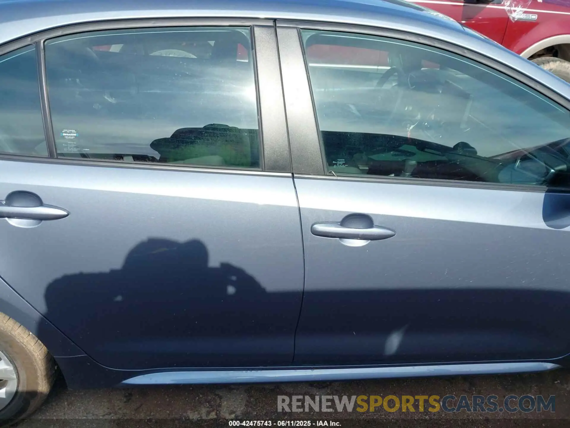 13 Photograph of a damaged car 5YFB4MDE4PP050376 TOYOTA COROLLA 2023