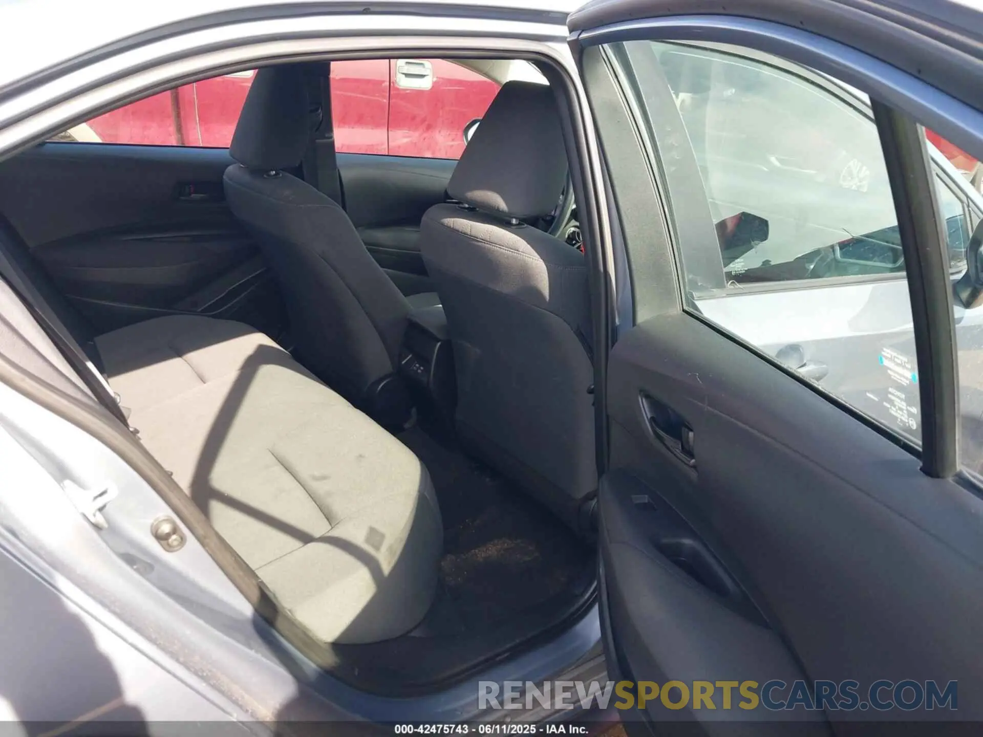 8 Photograph of a damaged car 5YFB4MDE4PP050376 TOYOTA COROLLA 2023