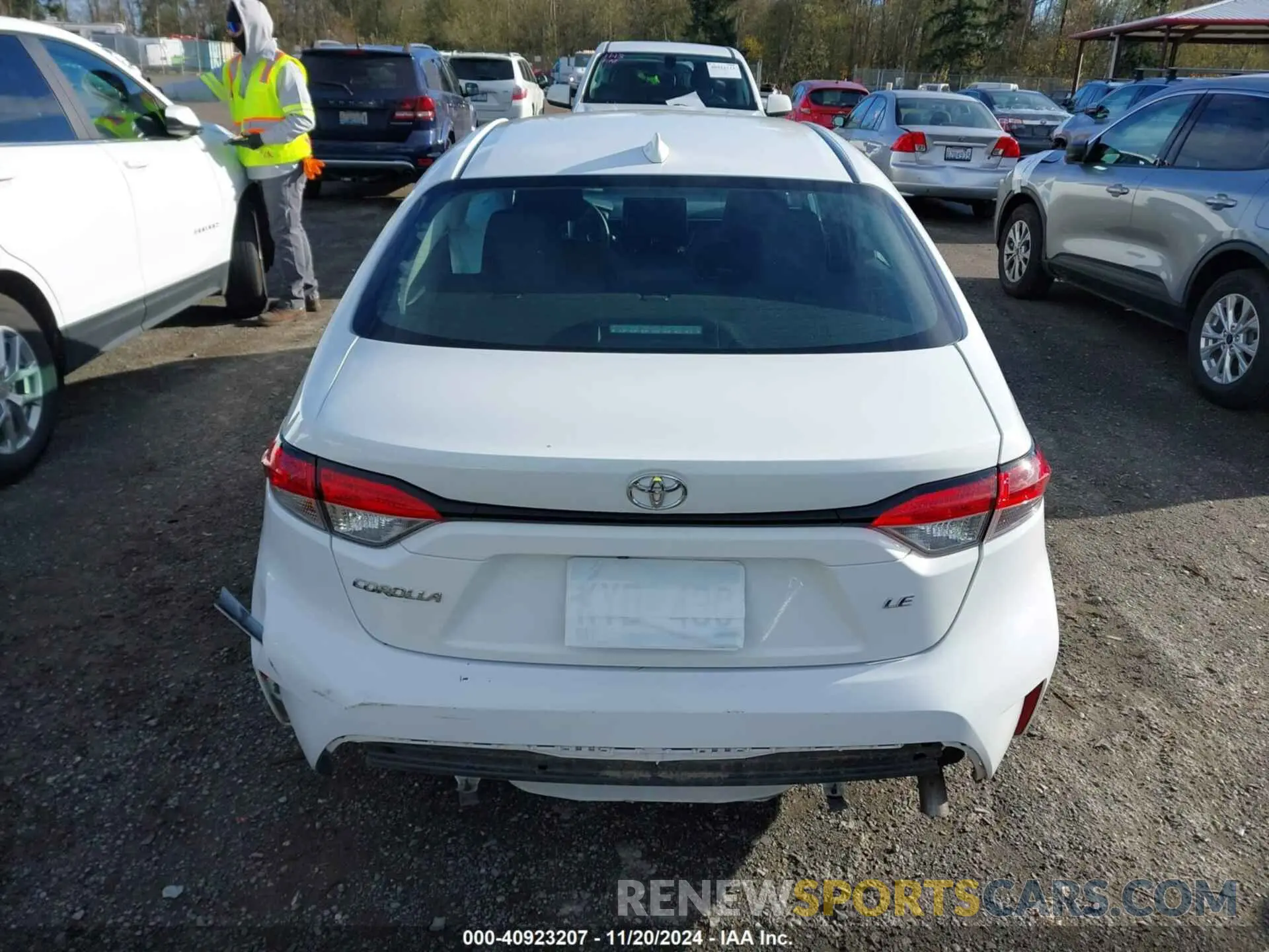 16 Photograph of a damaged car 5YFB4MDE4PP052791 TOYOTA COROLLA 2023