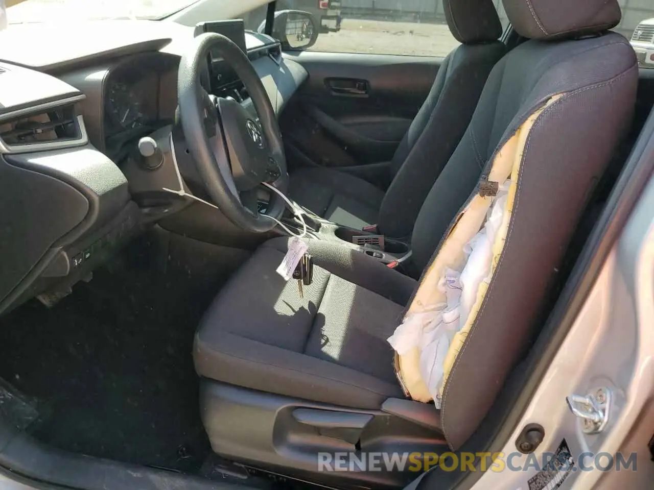 7 Photograph of a damaged car 5YFB4MDE4PP075147 TOYOTA COROLLA 2023