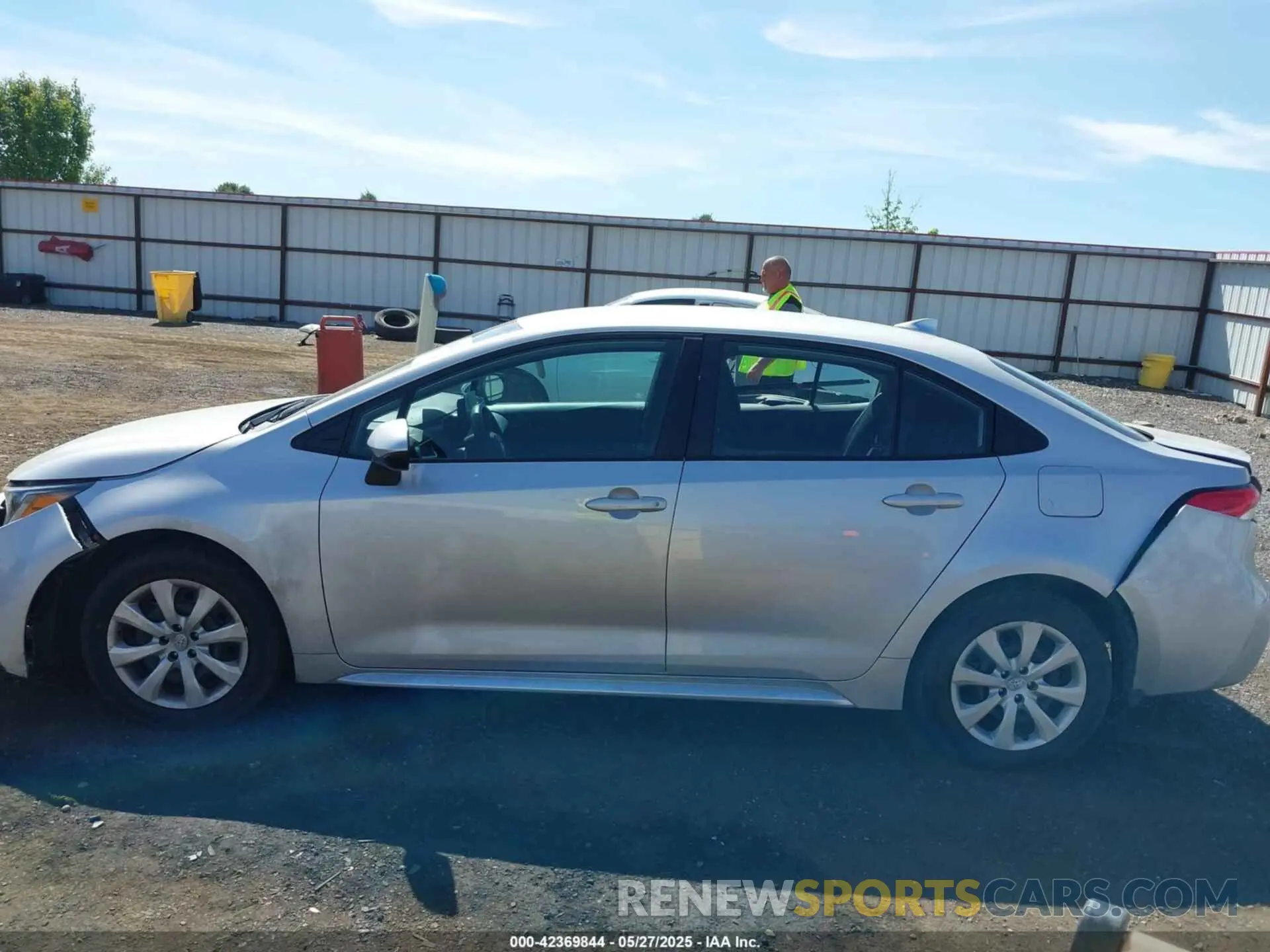 15 Photograph of a damaged car 5YFB4MDE5PP012753 TOYOTA COROLLA 2023