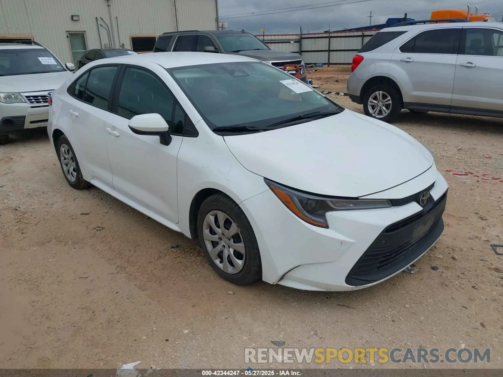 1 Photograph of a damaged car 5YFB4MDE5PP013305 TOYOTA COROLLA 2023