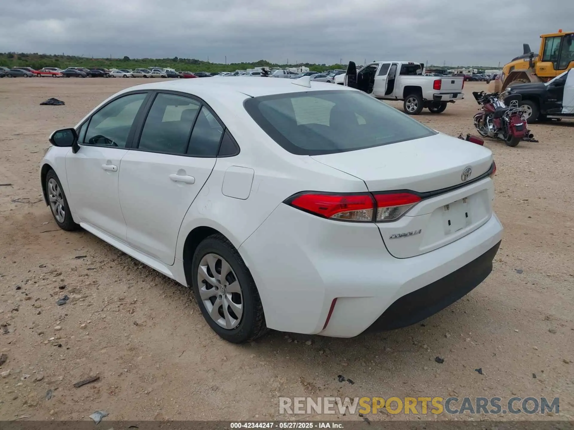 3 Photograph of a damaged car 5YFB4MDE5PP013305 TOYOTA COROLLA 2023