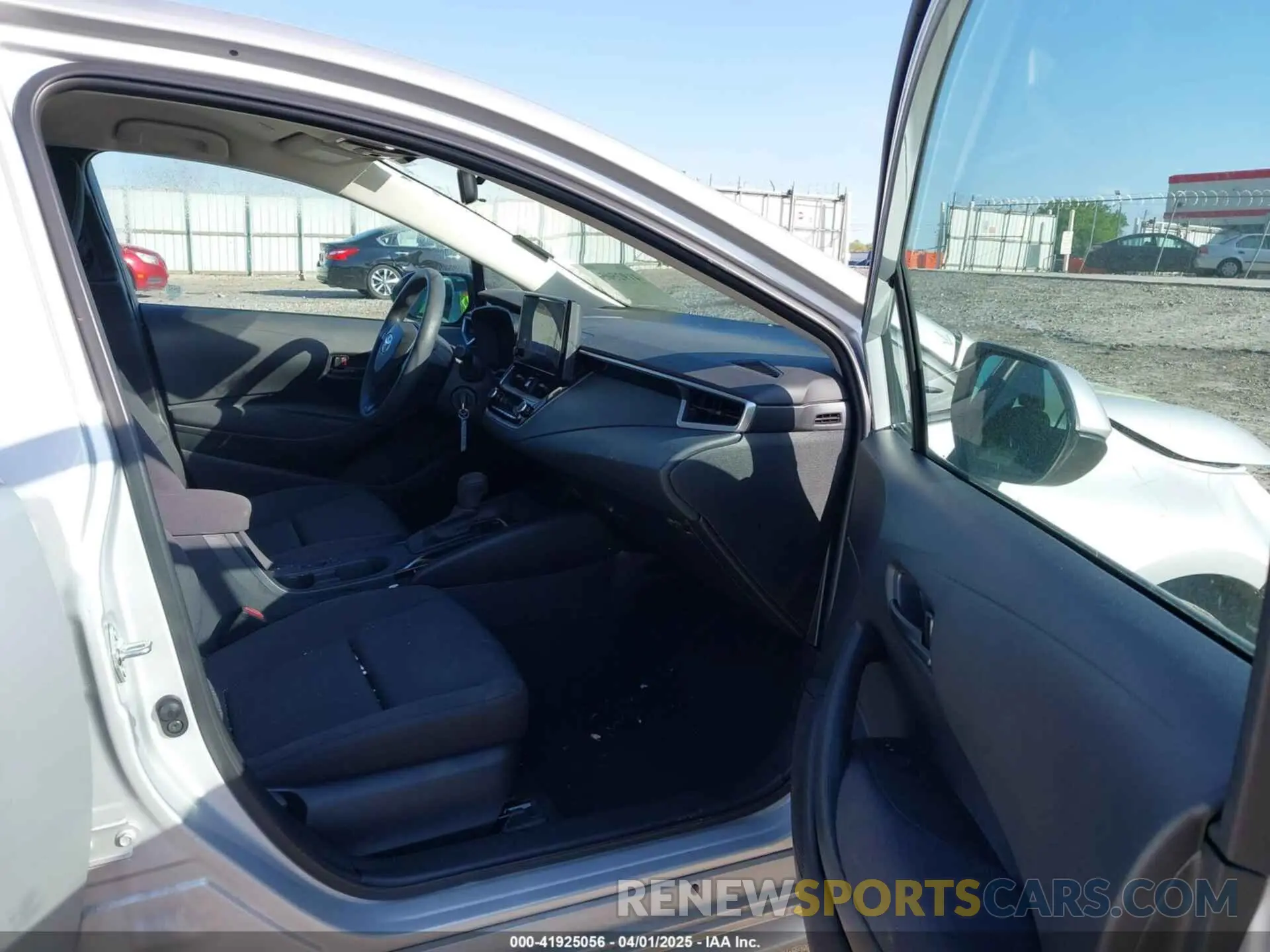 5 Photograph of a damaged car 5YFB4MDE5PP016169 TOYOTA COROLLA 2023