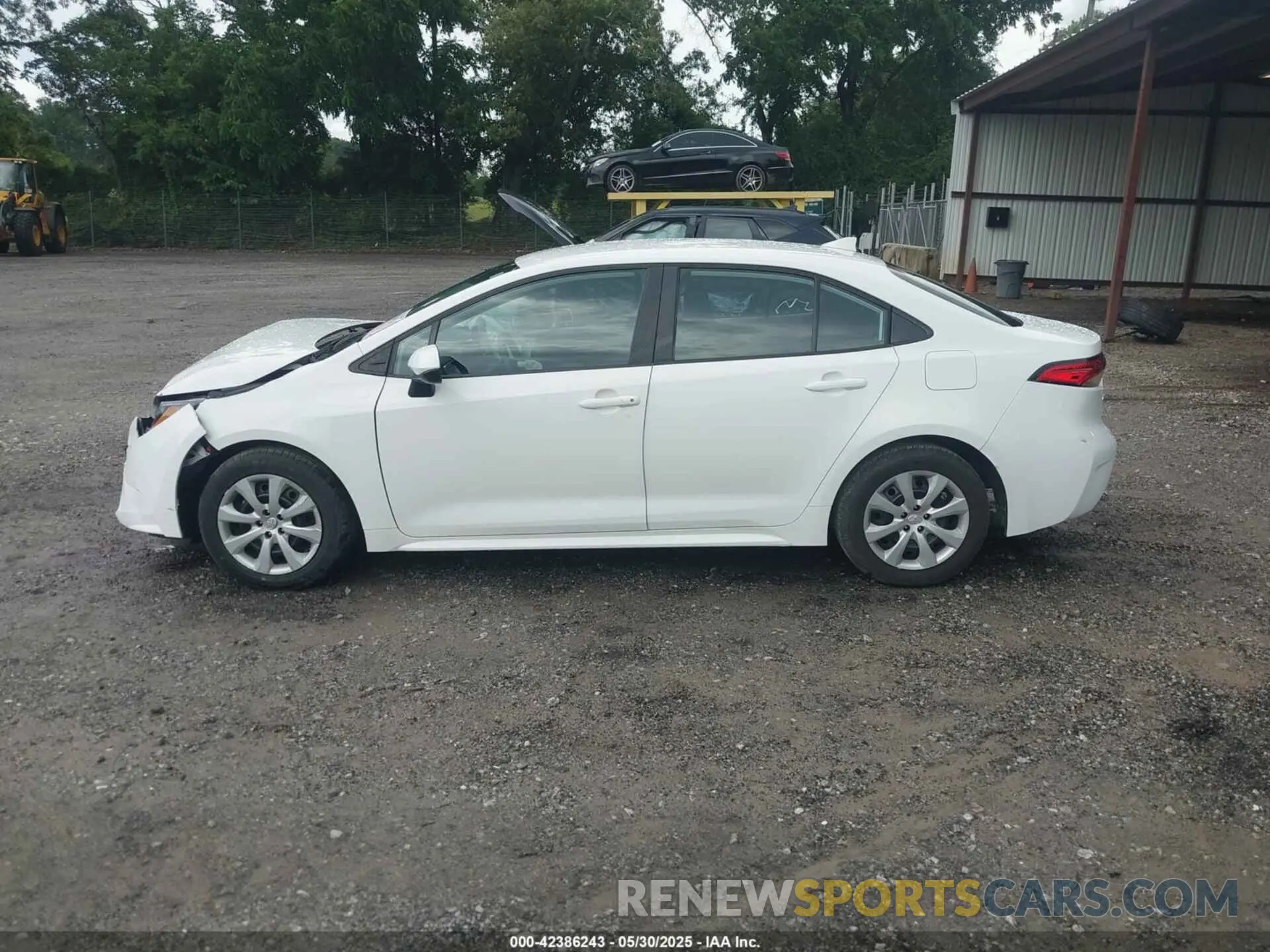 14 Photograph of a damaged car 5YFB4MDE5PP030203 TOYOTA COROLLA 2023