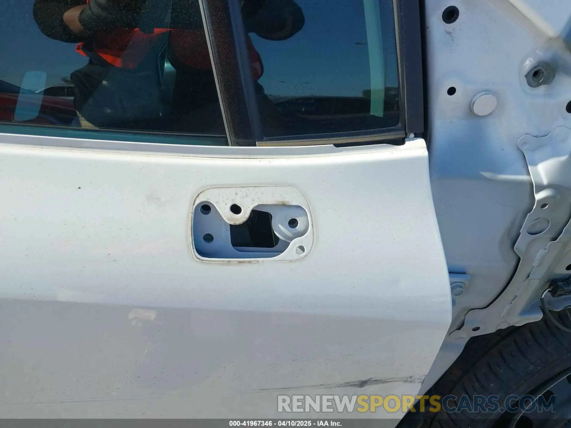 21 Photograph of a damaged car 5YFB4MDE5PP030864 TOYOTA COROLLA 2023