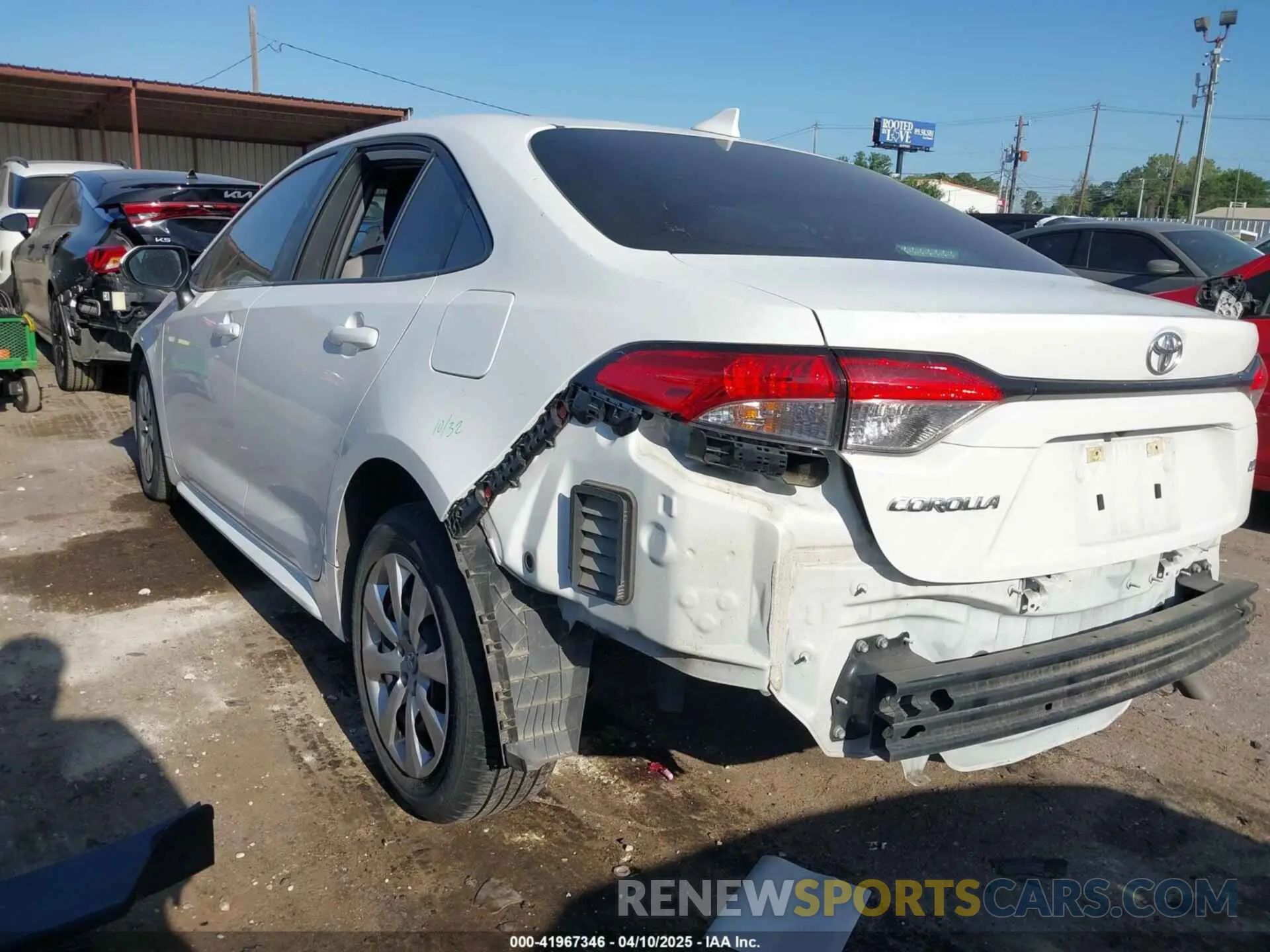 3 Photograph of a damaged car 5YFB4MDE5PP030864 TOYOTA COROLLA 2023