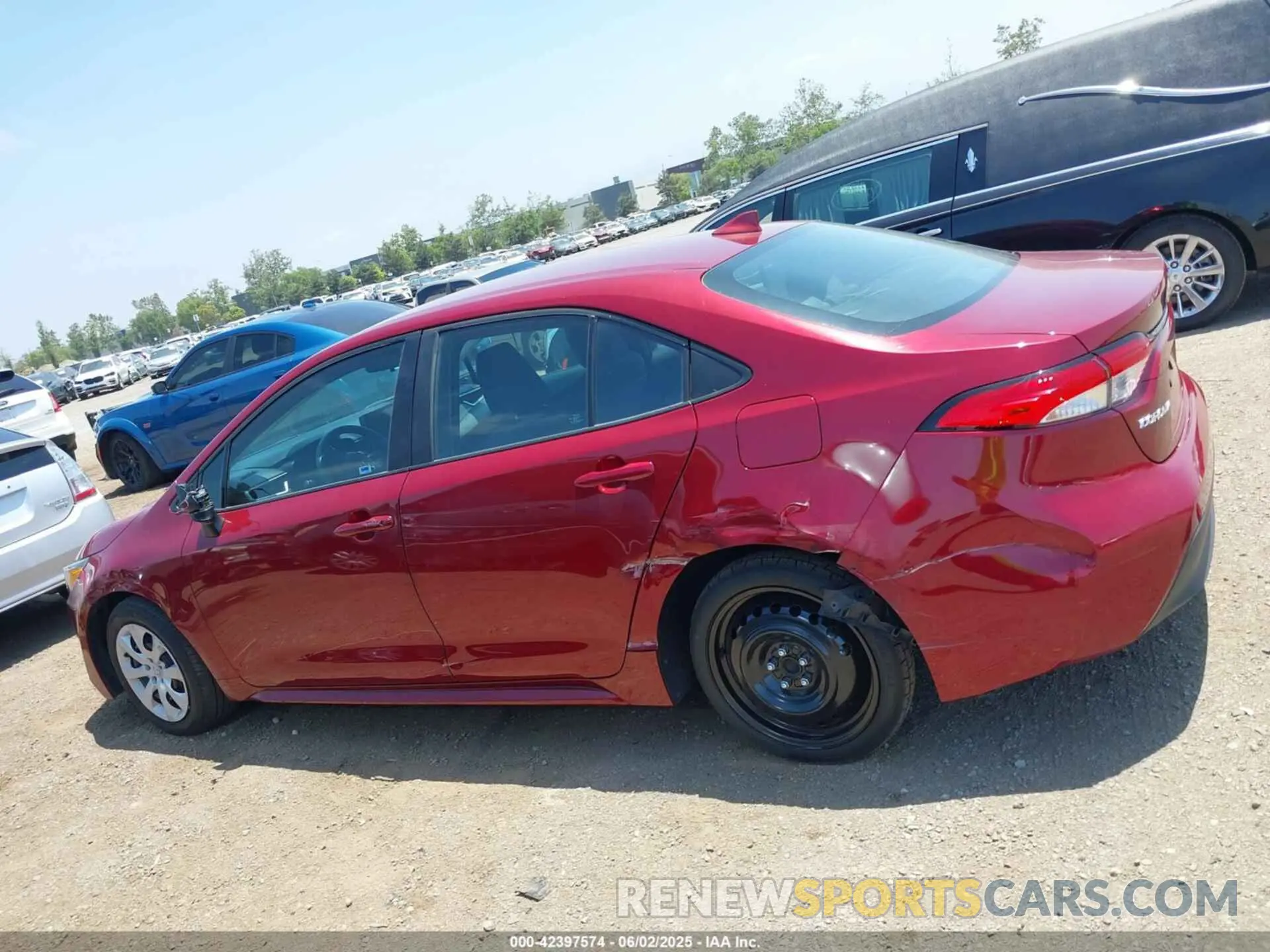 15 Photograph of a damaged car 5YFB4MDE6PP001258 TOYOTA COROLLA 2023