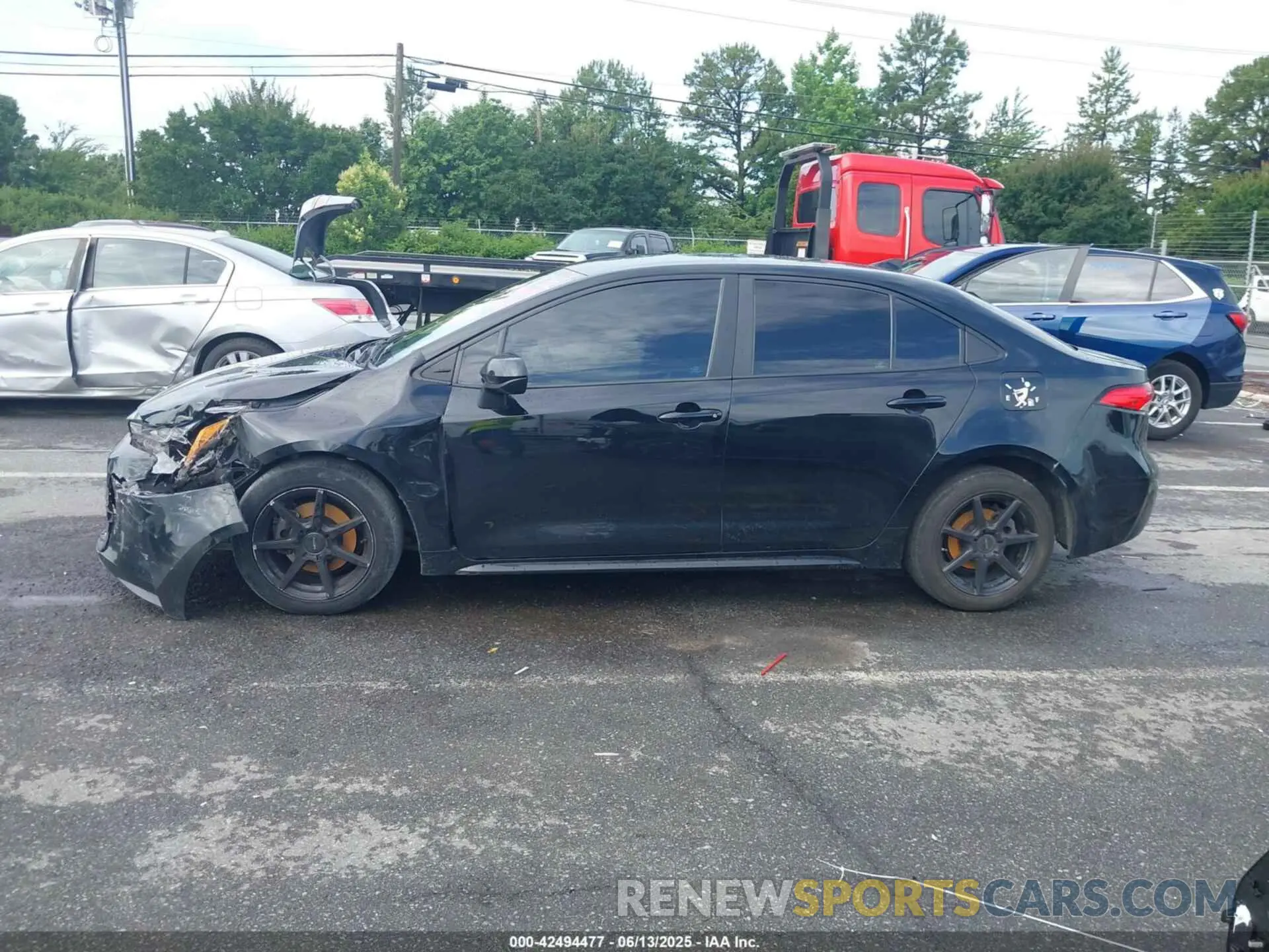 14 Photograph of a damaged car 5YFB4MDE6PP003883 TOYOTA COROLLA 2023