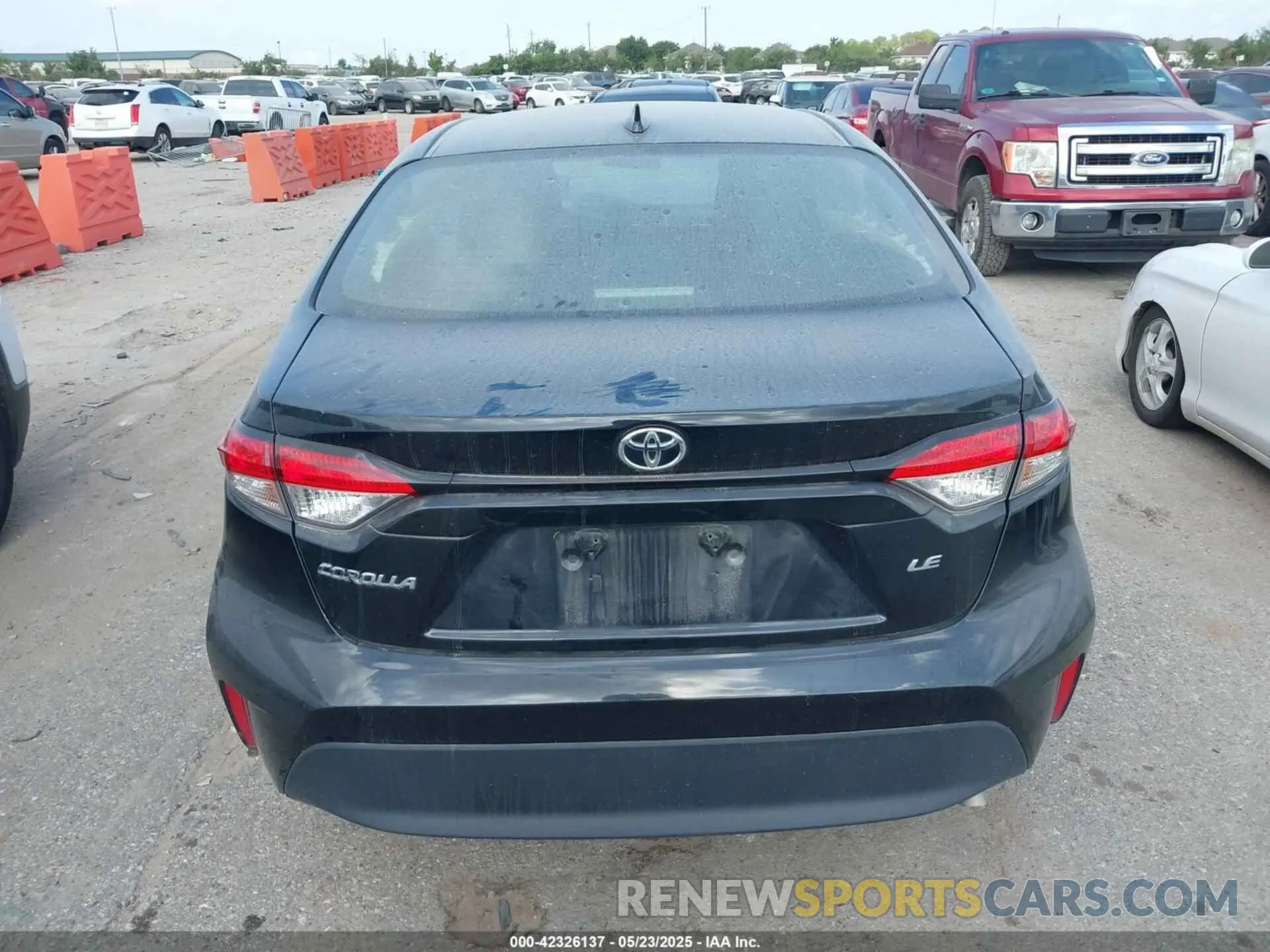 16 Photograph of a damaged car 5YFB4MDE6PP004564 TOYOTA COROLLA 2023