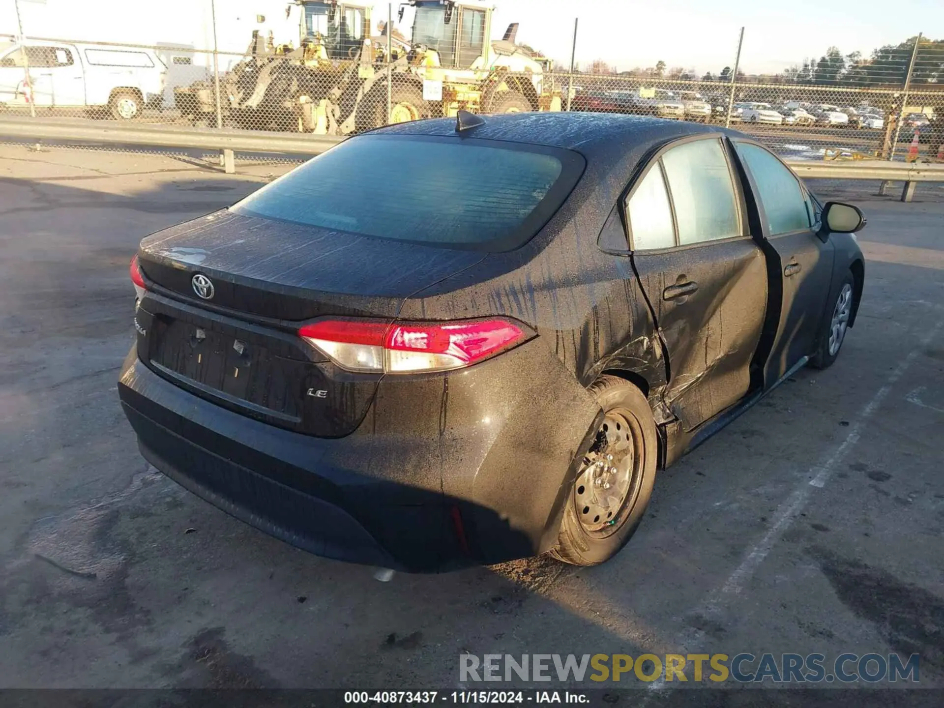 4 Photograph of a damaged car 5YFB4MDE6PP012504 TOYOTA COROLLA 2023