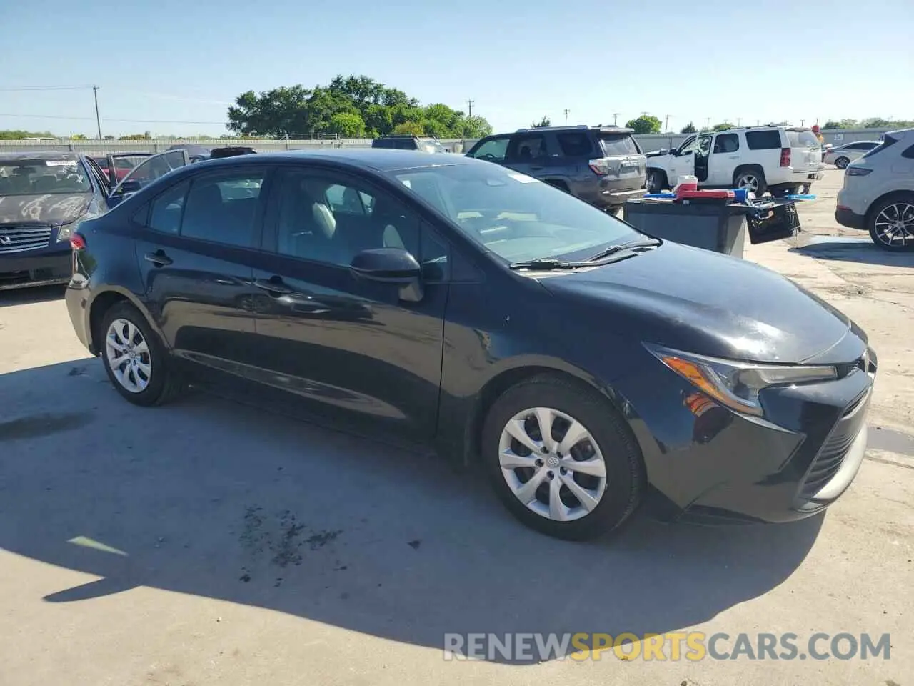 4 Photograph of a damaged car 5YFB4MDE6PP013667 TOYOTA COROLLA 2023