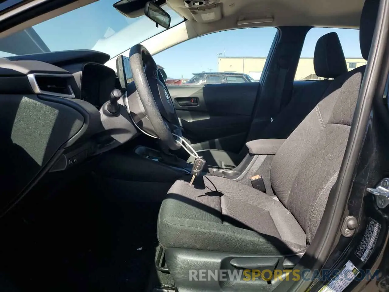 7 Photograph of a damaged car 5YFB4MDE6PP013667 TOYOTA COROLLA 2023