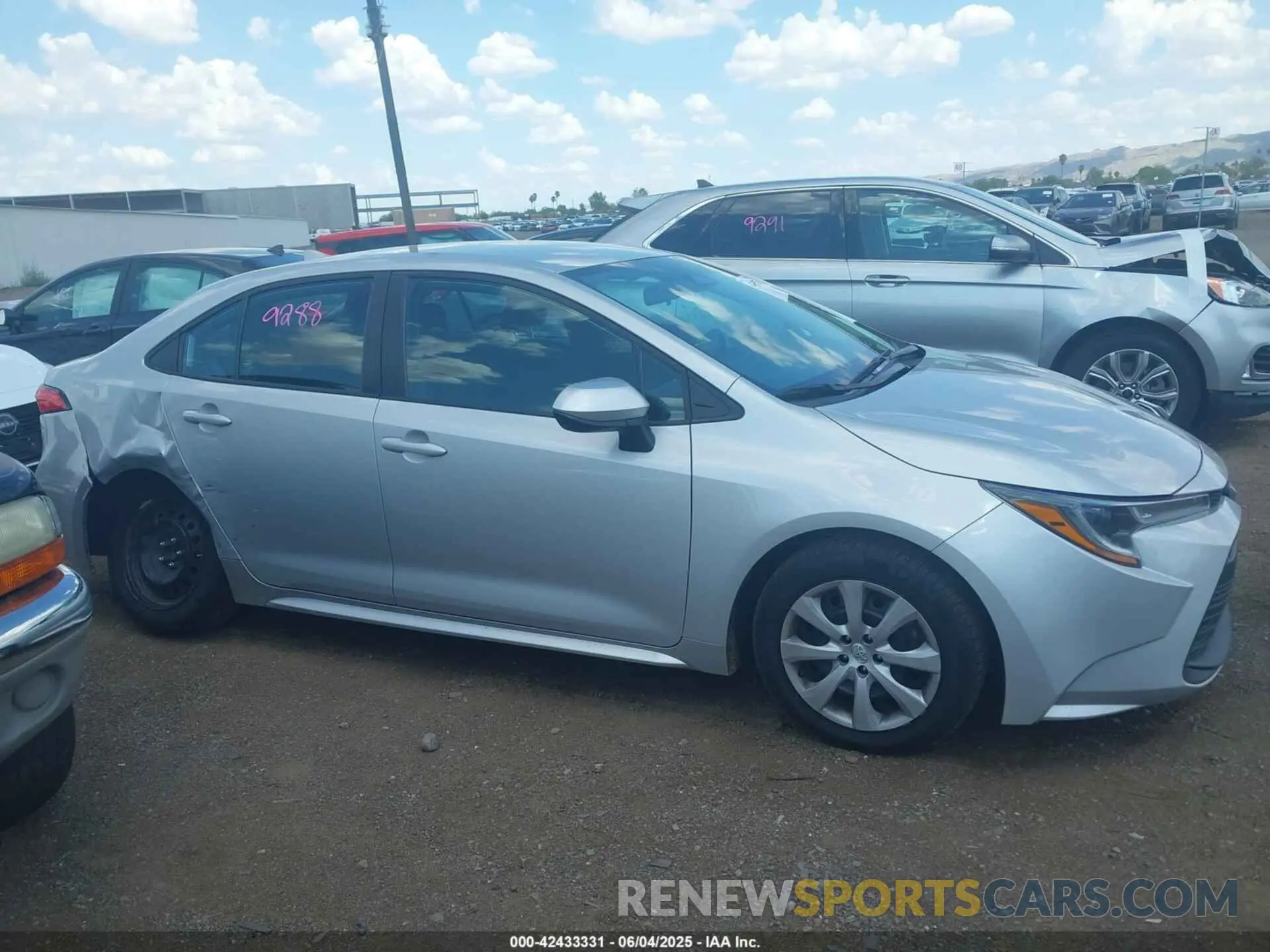 13 Photograph of a damaged car 5YFB4MDE6PP024815 TOYOTA COROLLA 2023
