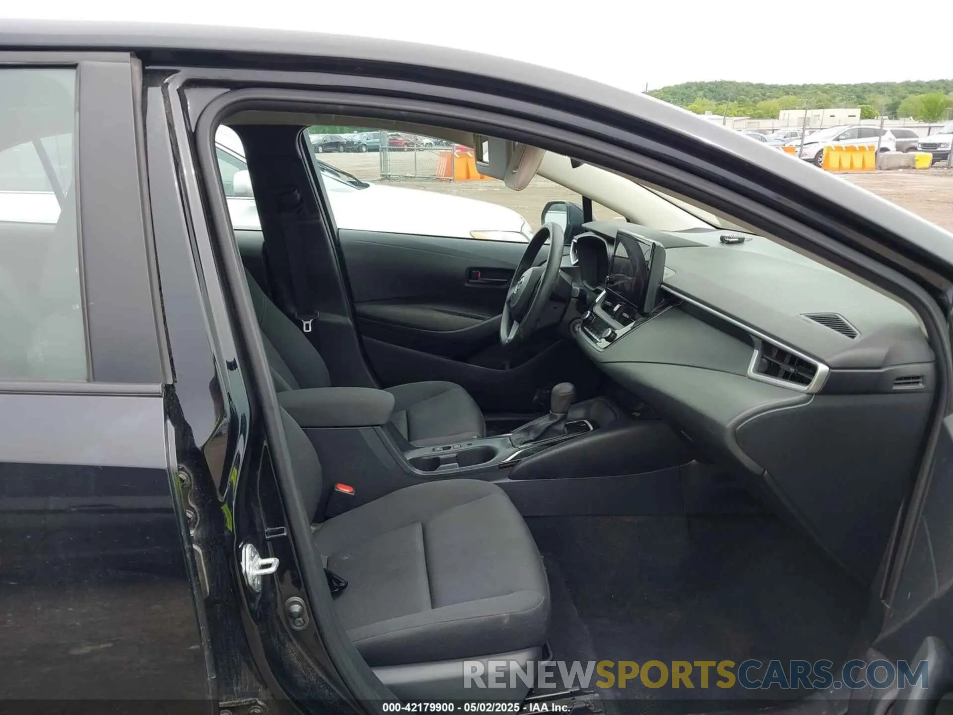 5 Photograph of a damaged car 5YFB4MDE6PP026564 TOYOTA COROLLA 2023