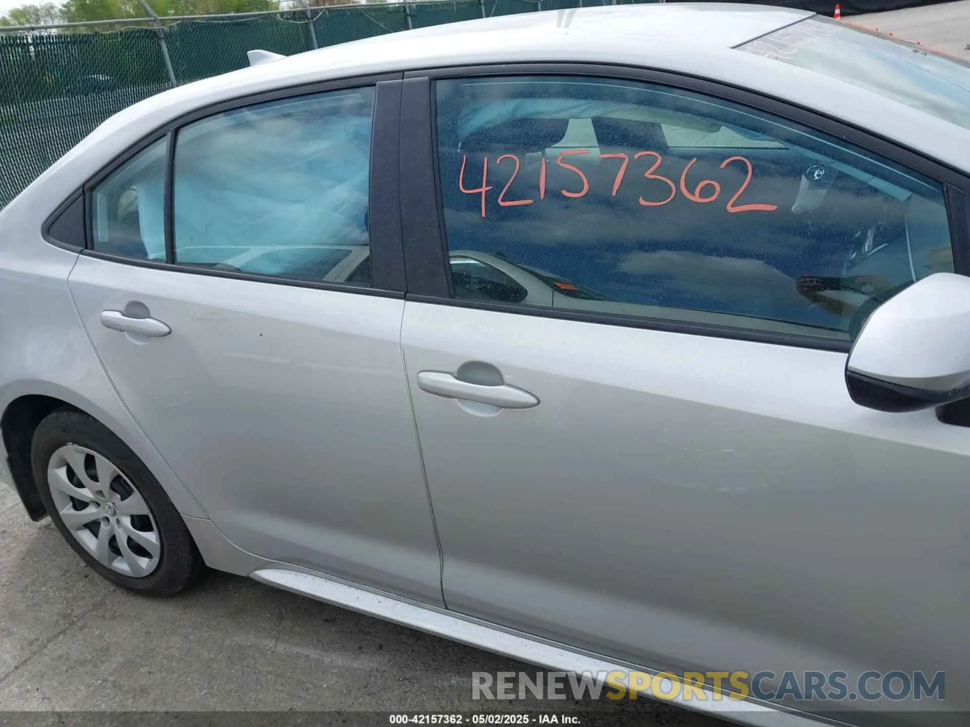14 Photograph of a damaged car 5YFB4MDE6PP029674 TOYOTA COROLLA 2023