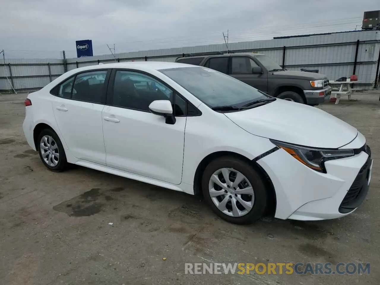 4 Photograph of a damaged car 5YFB4MDE6PP031330 TOYOTA COROLLA 2023