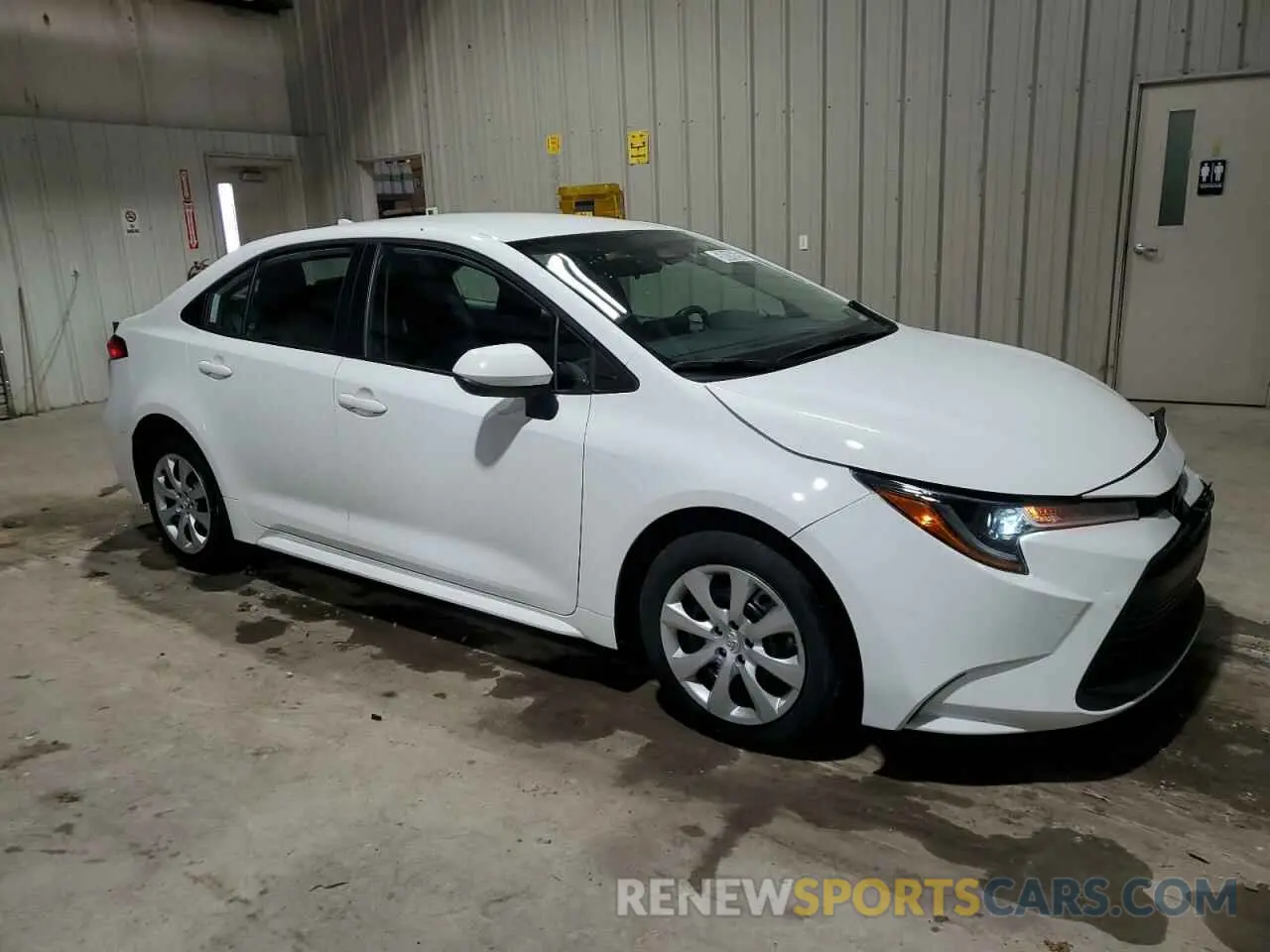 4 Photograph of a damaged car 5YFB4MDE6PP031585 TOYOTA COROLLA 2023