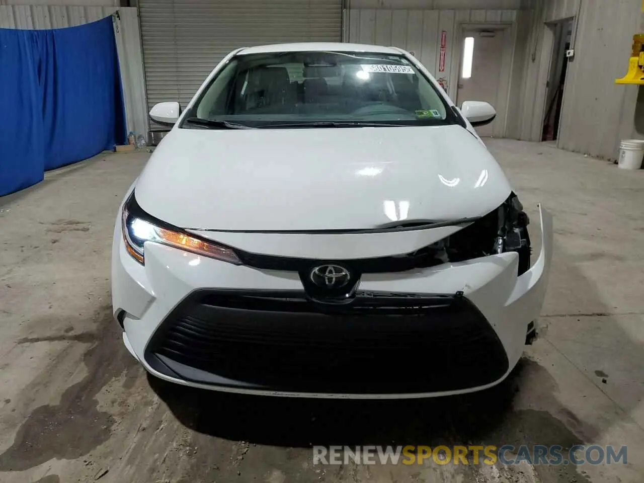 5 Photograph of a damaged car 5YFB4MDE6PP031585 TOYOTA COROLLA 2023