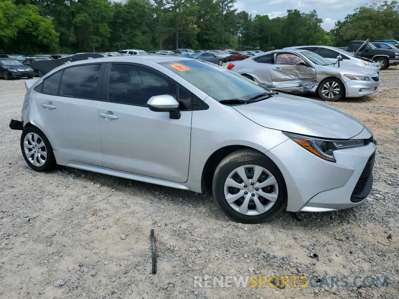 4 Photograph of a damaged car 5YFB4MDE6PP037855 TOYOTA COROLLA 2023
