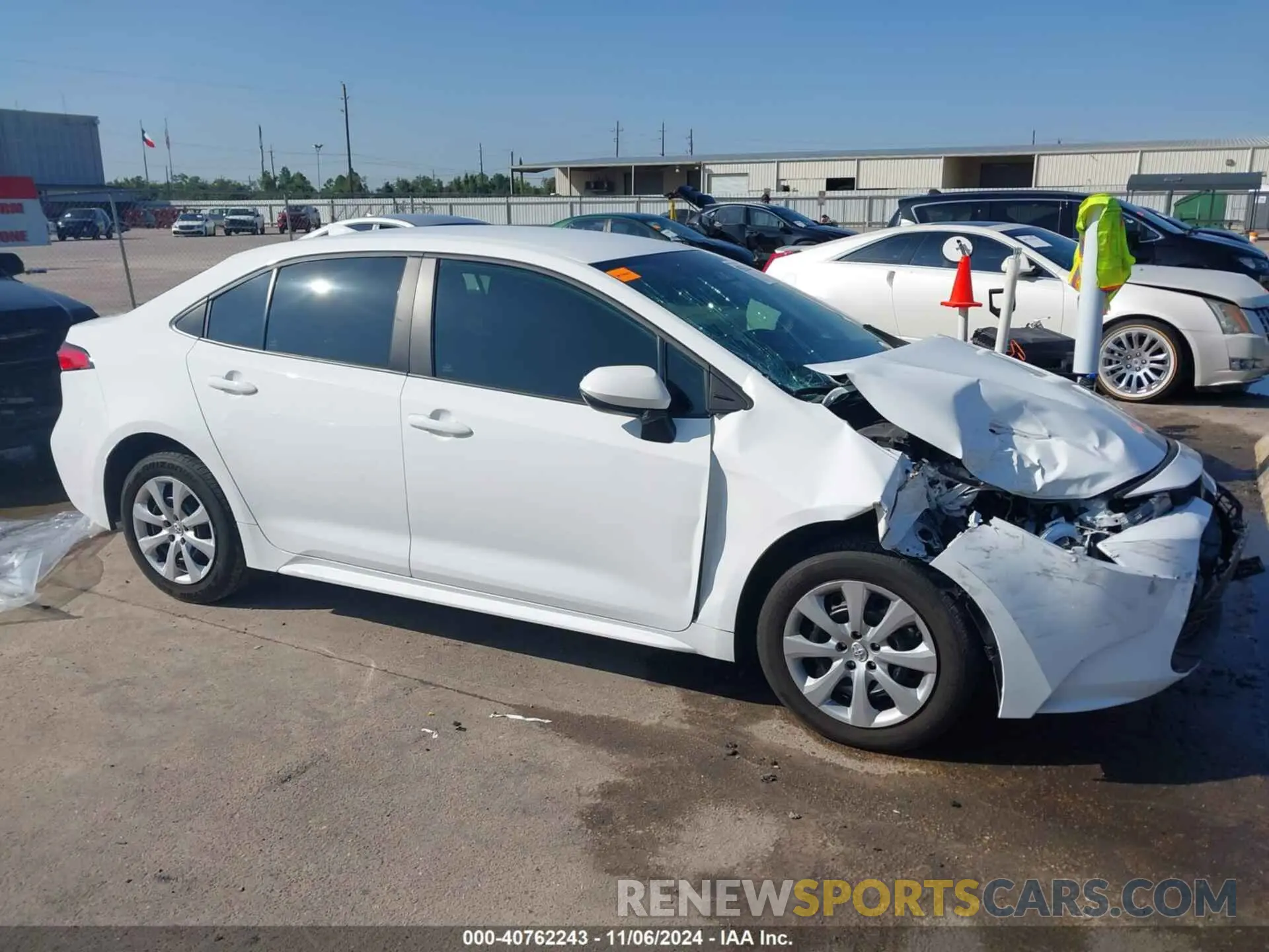 13 Photograph of a damaged car 5YFB4MDE6PP076087 TOYOTA COROLLA 2023