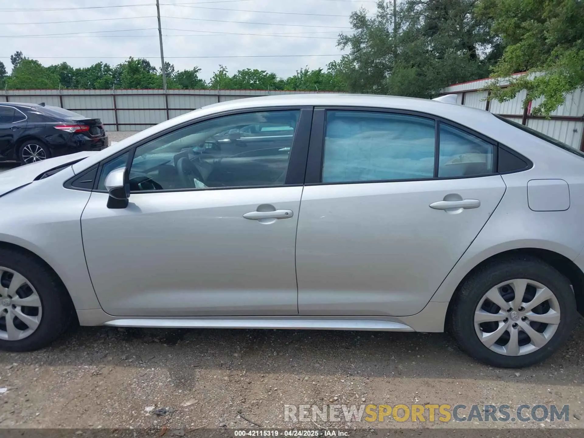 14 Photograph of a damaged car 5YFB4MDE7PP015928 TOYOTA COROLLA 2023