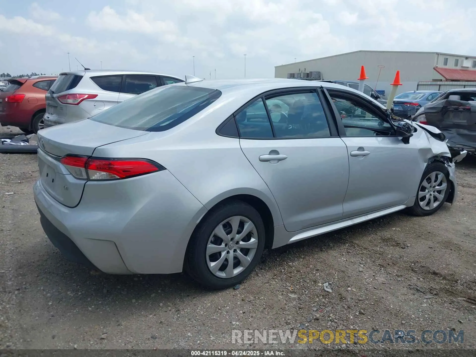 4 Photograph of a damaged car 5YFB4MDE7PP015928 TOYOTA COROLLA 2023