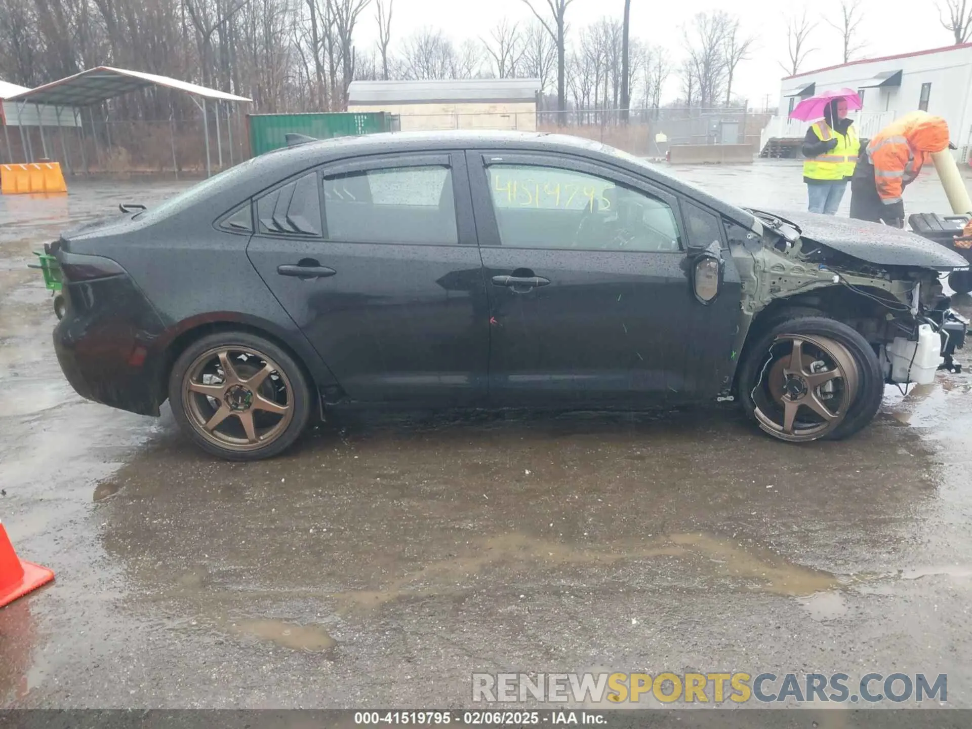 13 Photograph of a damaged car 5YFB4MDE7PP025083 TOYOTA COROLLA 2023
