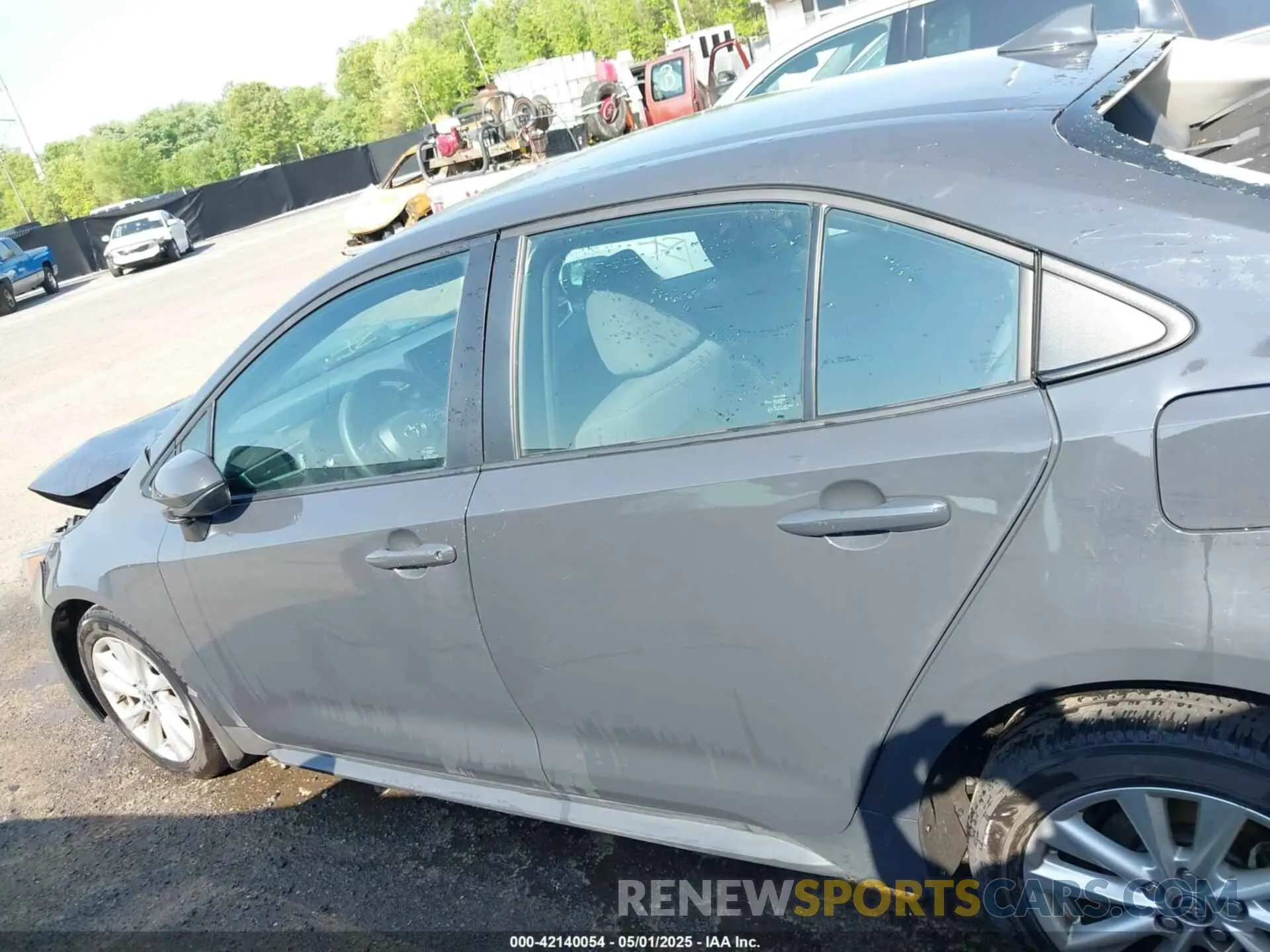 14 Photograph of a damaged car 5YFB4MDE7PP025813 TOYOTA COROLLA 2023