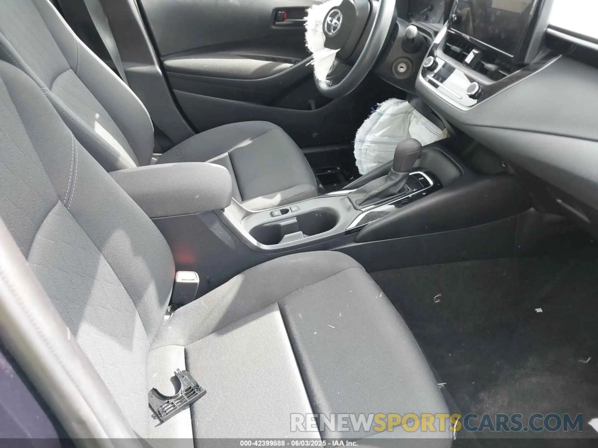 5 Photograph of a damaged car 5YFB4MDE7PP046435 TOYOTA COROLLA 2023