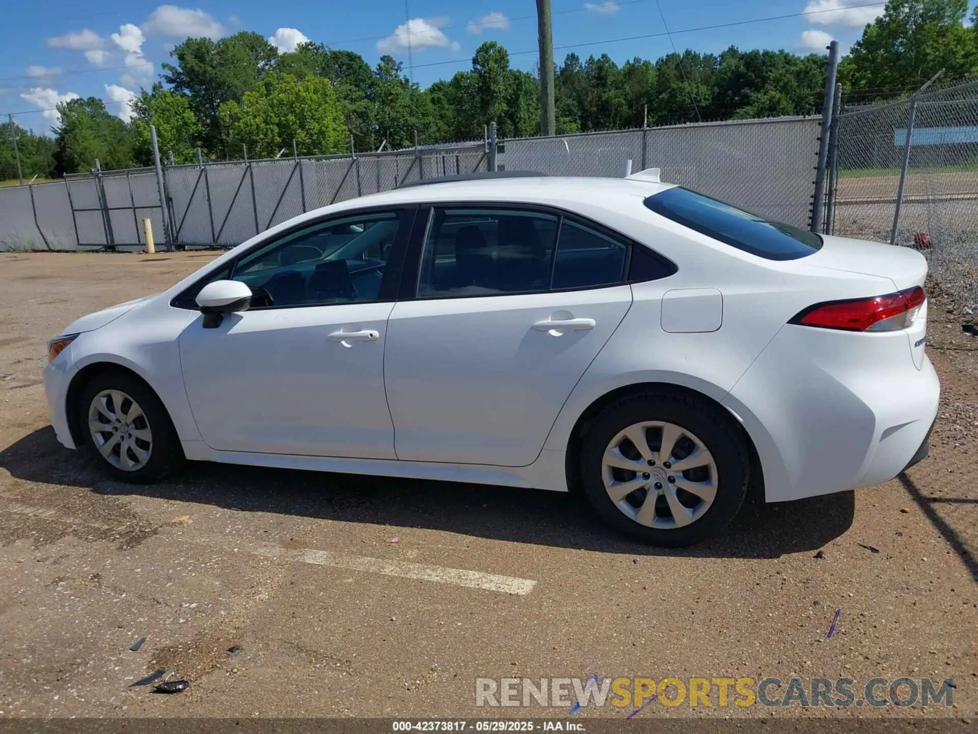 14 Photograph of a damaged car 5YFB4MDE7PP049397 TOYOTA COROLLA 2023