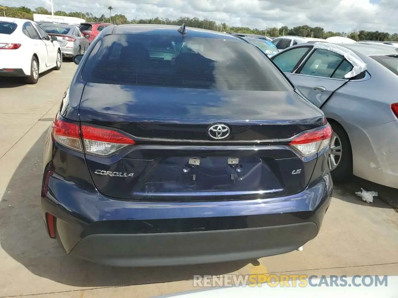 6 Photograph of a damaged car 5YFB4MDE7PP061629 TOYOTA COROLLA 2023
