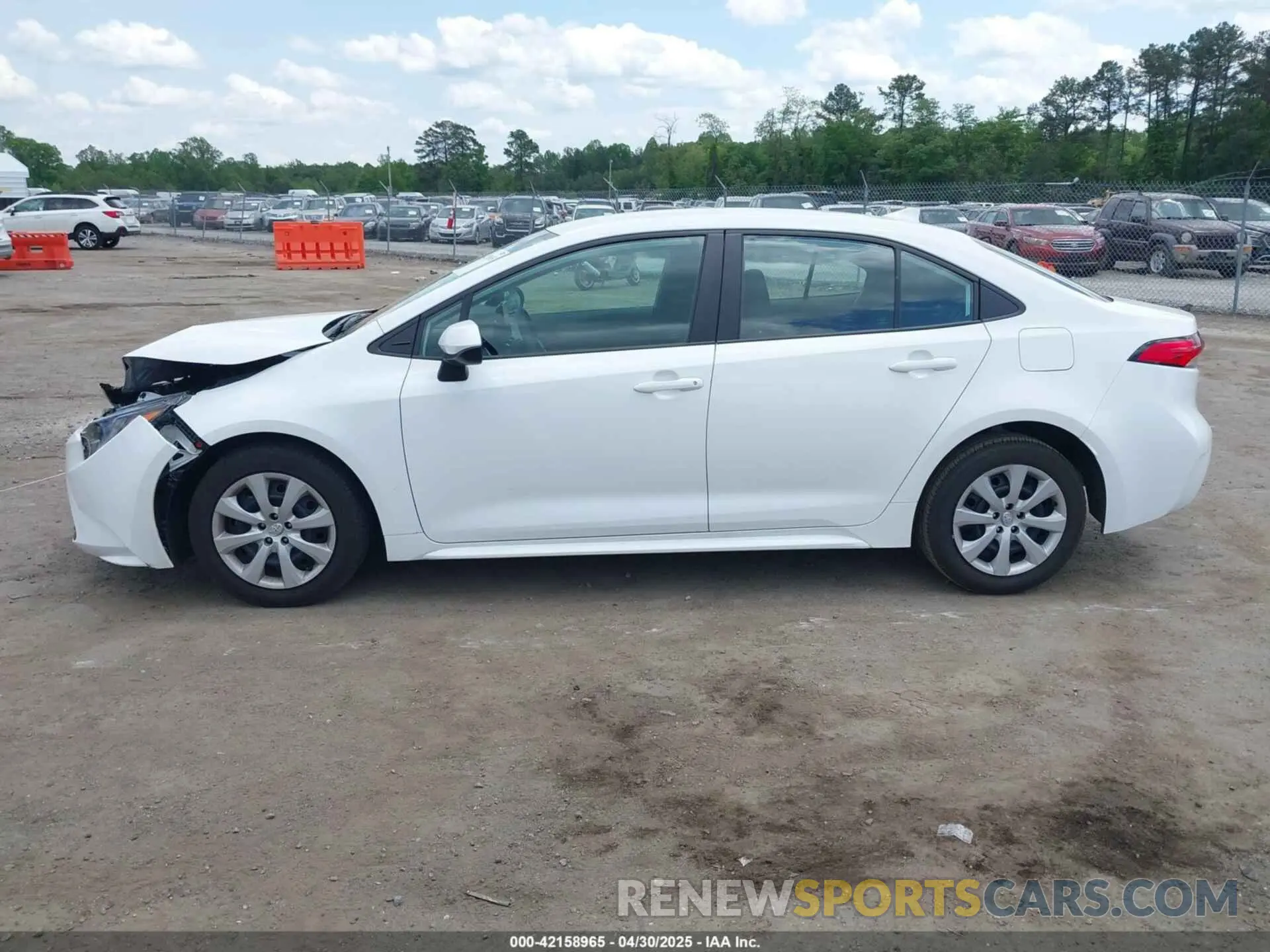 14 Photograph of a damaged car 5YFB4MDE7PP068547 TOYOTA COROLLA 2023