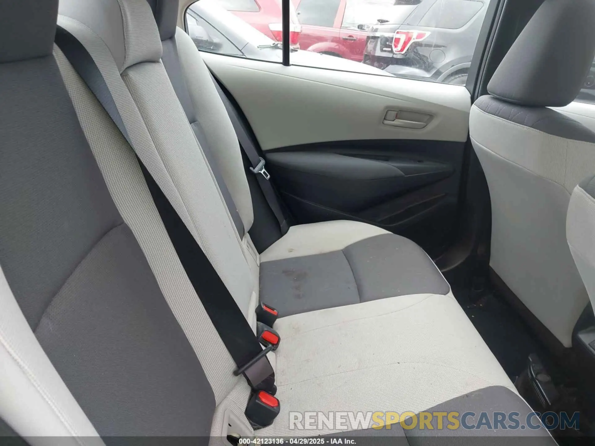 8 Photograph of a damaged car 5YFB4MDE7PP076504 TOYOTA COROLLA 2023