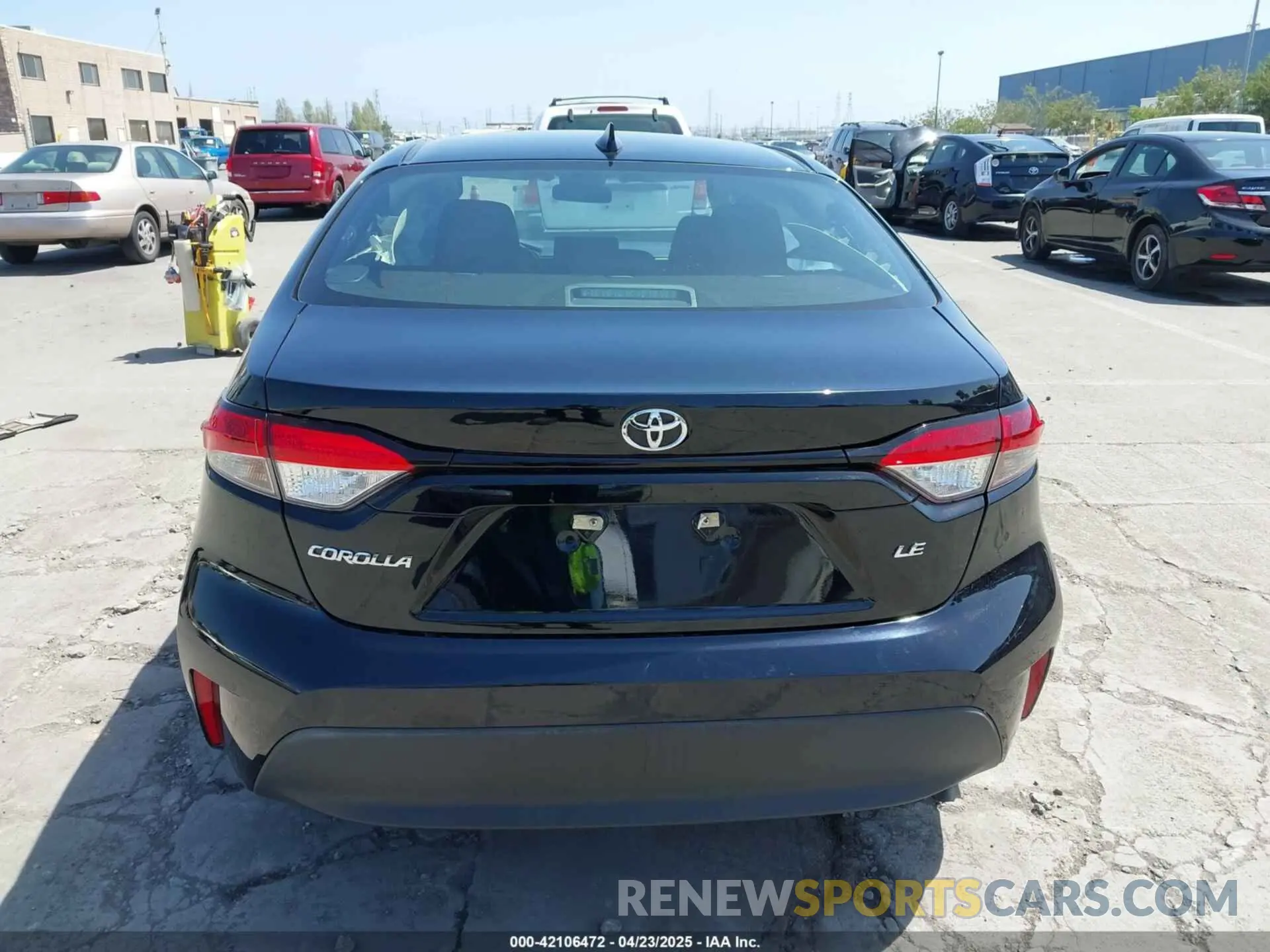 16 Photograph of a damaged car 5YFB4MDE8PP025125 TOYOTA COROLLA 2023