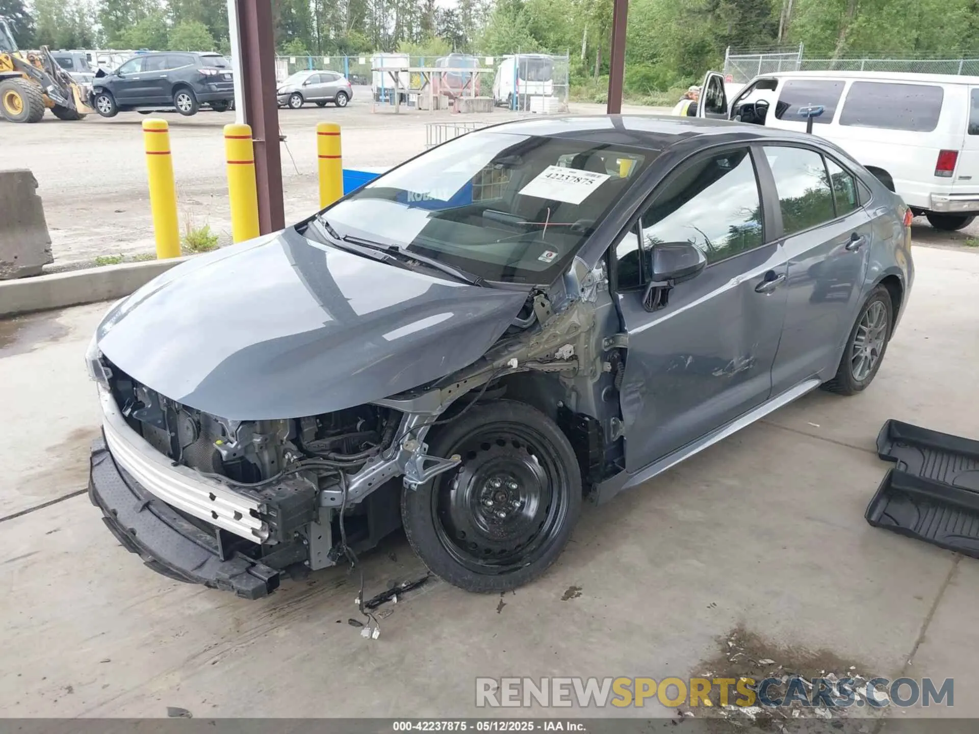 2 Photograph of a damaged car 5YFB4MDE8PP042068 TOYOTA COROLLA 2023