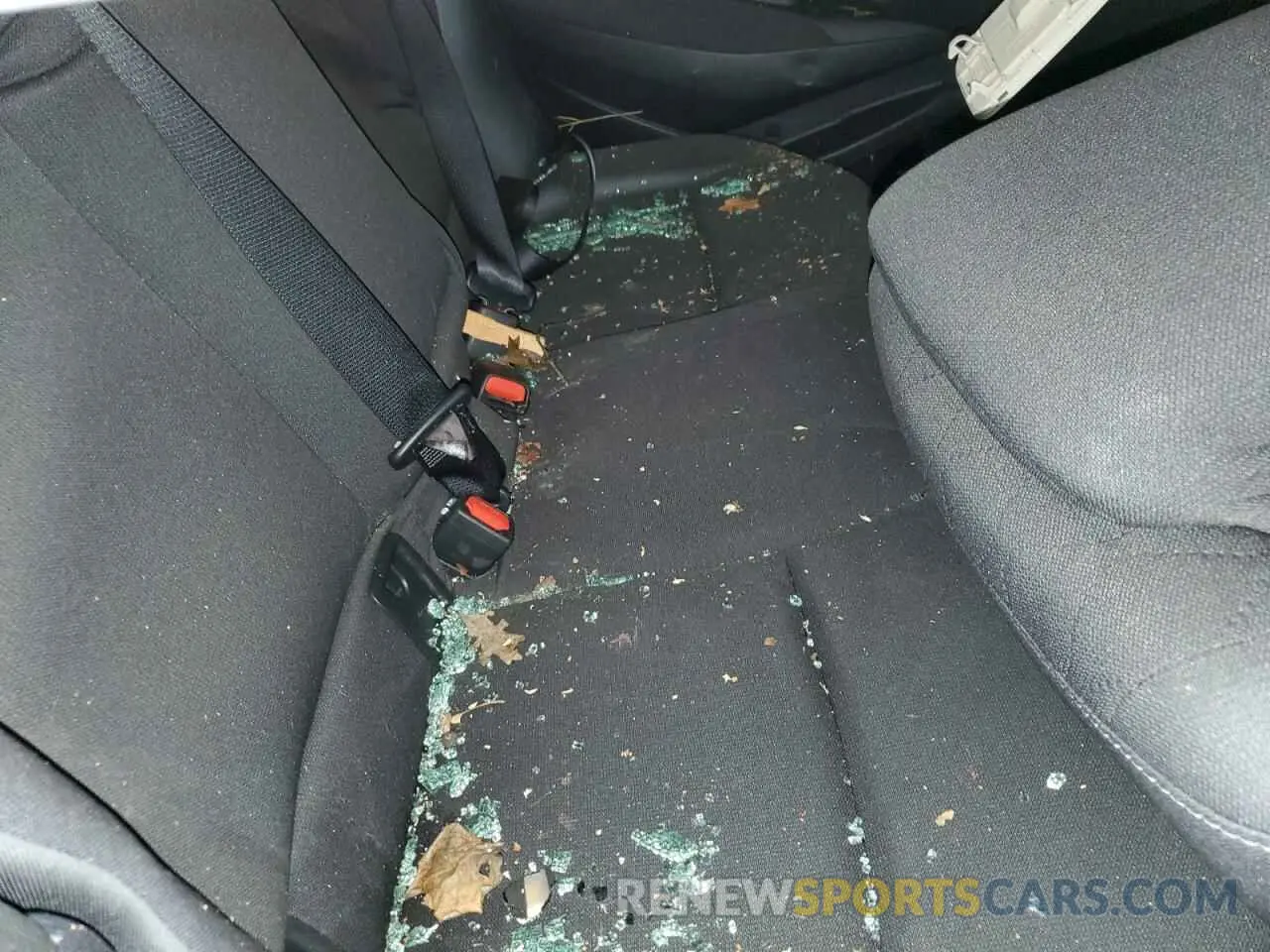 10 Photograph of a damaged car 5YFB4MDE9PP001898 TOYOTA COROLLA 2023